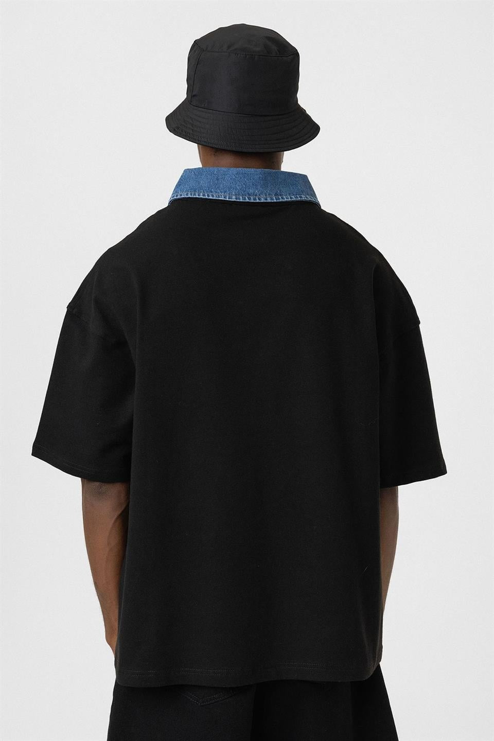 Polo Yaka Yazı Detaylı Oversize Tişört