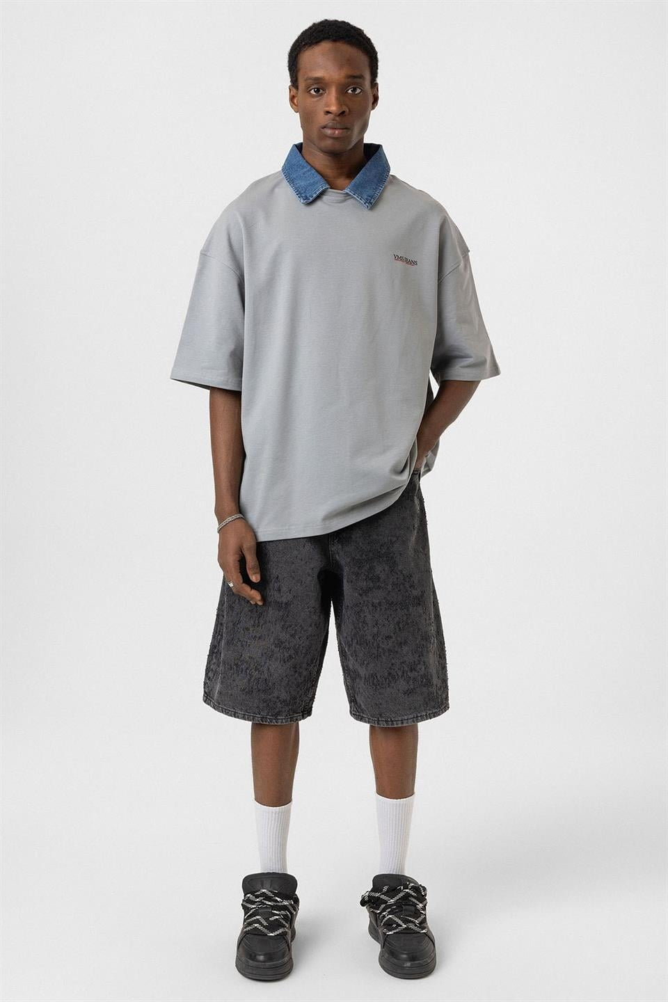 Polo Yaka Yazı Detaylı Oversize Tişört