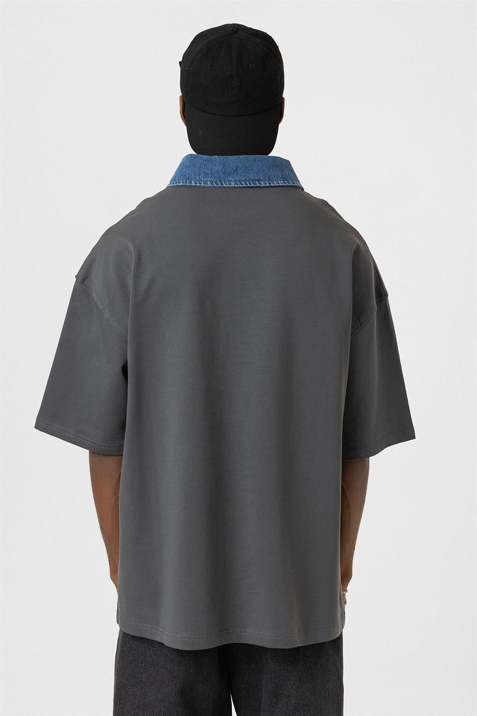 Polo Yaka Yazı Detaylı Oversize Tişört