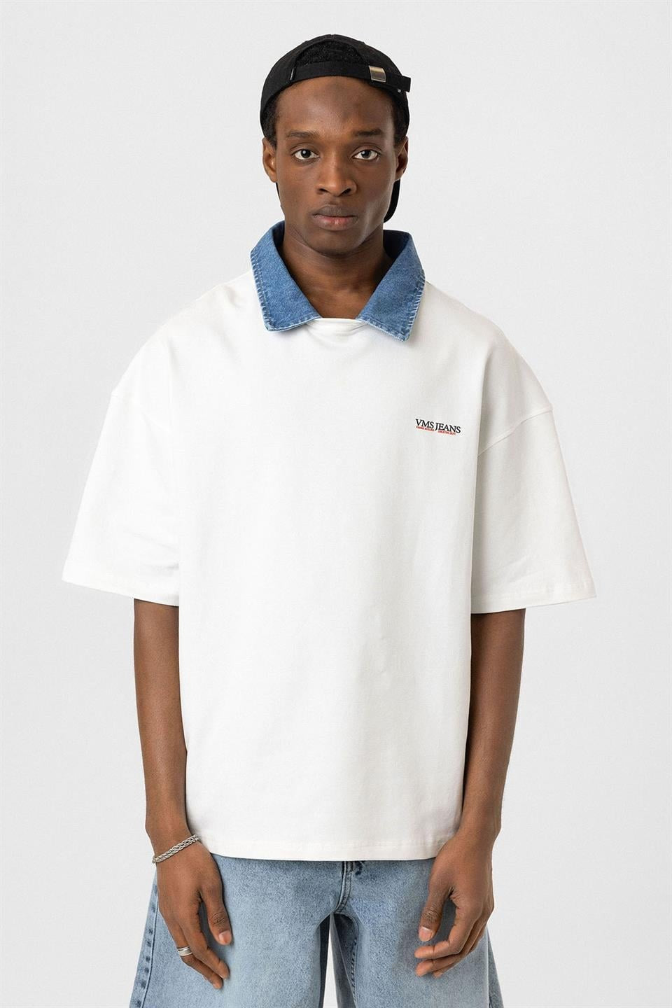 Polo Yaka Yazı Detaylı Oversize Tişört