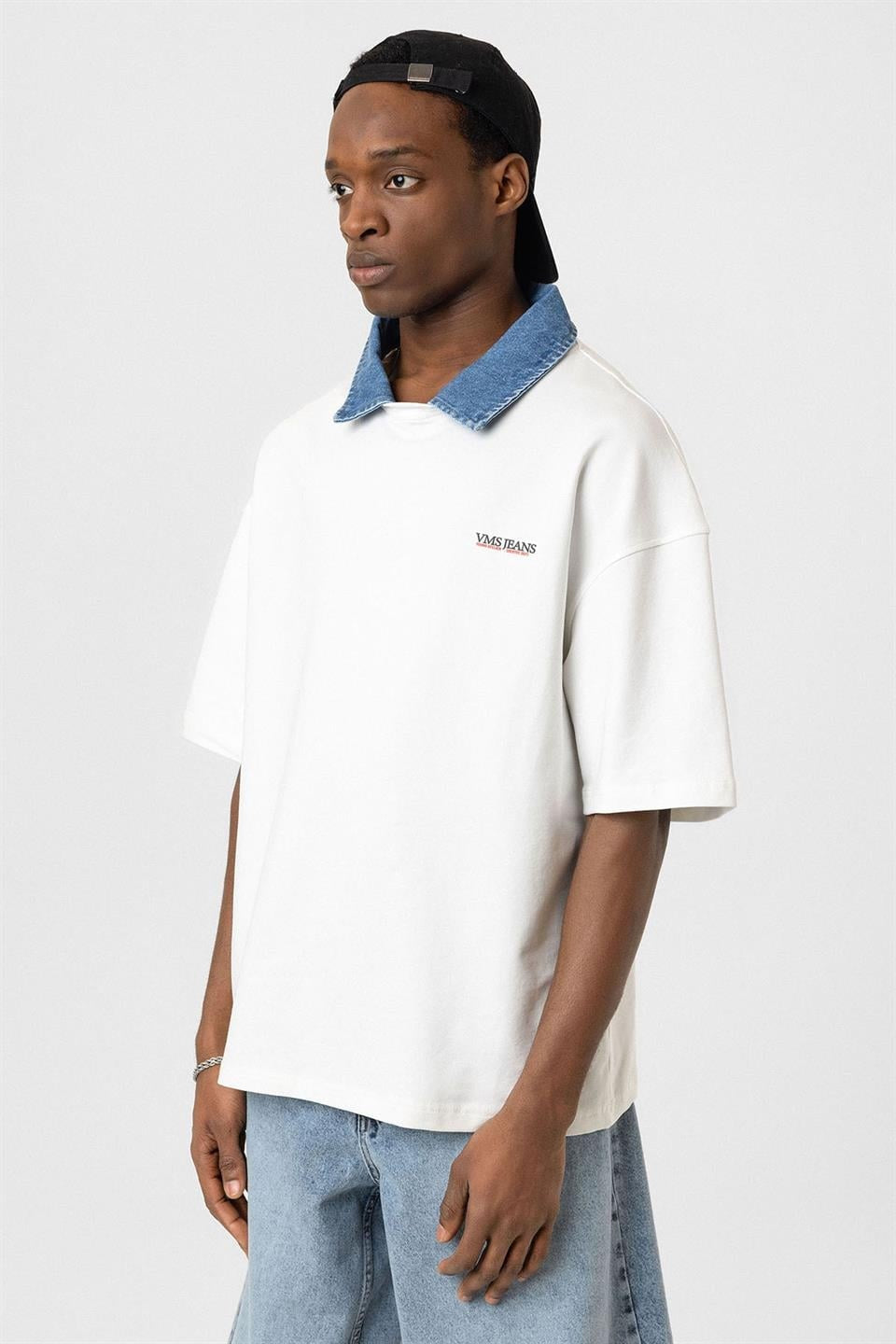 Polo Yaka Yazı Detaylı Oversize Tişört