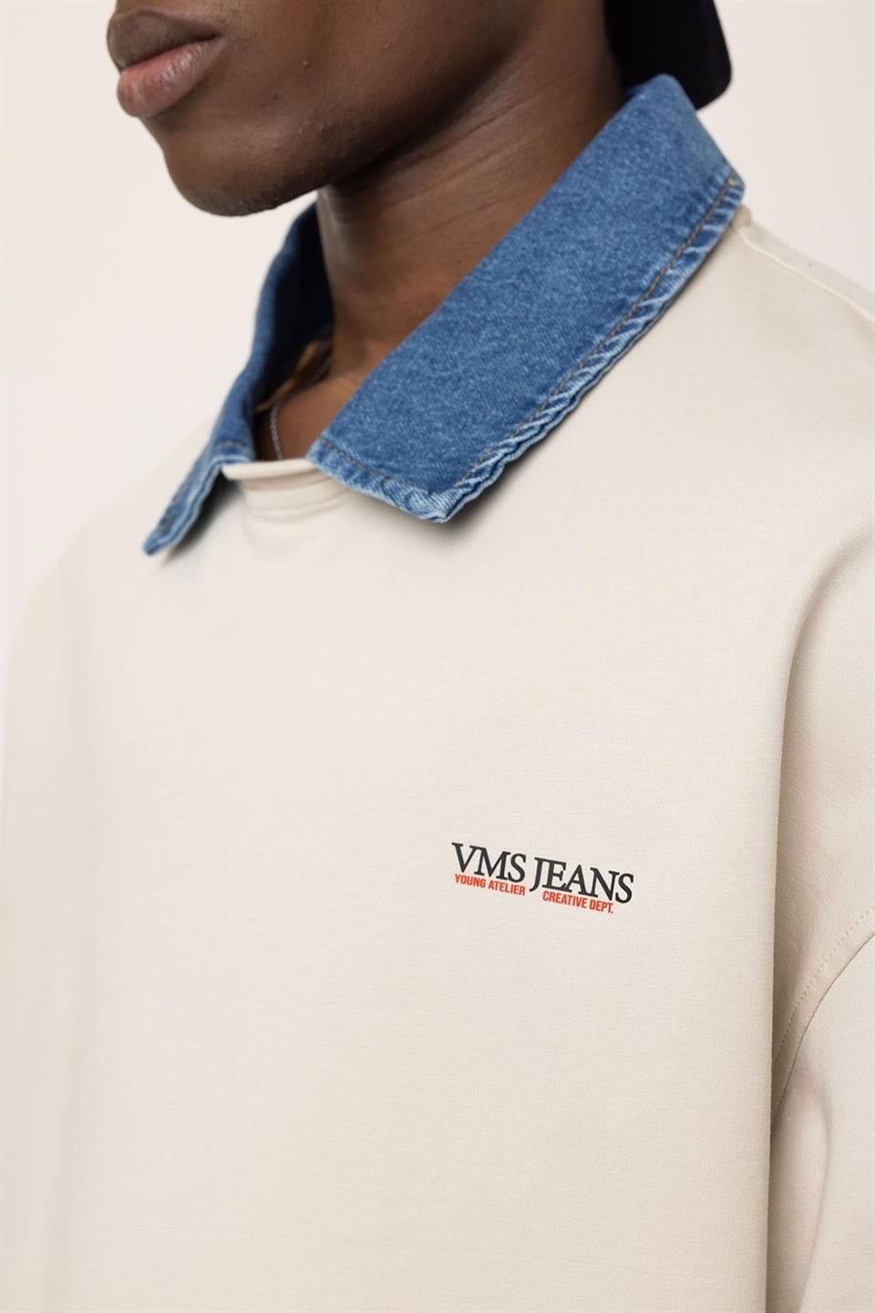 Polo Yaka Yazı Detaylı Oversize Tişört