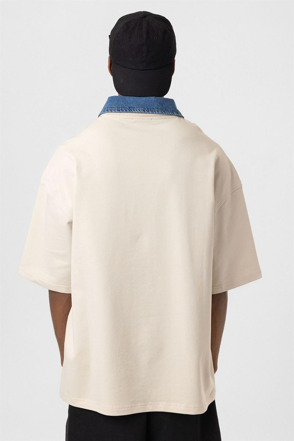 Polo Yaka Yazı Detaylı Oversize Tişört