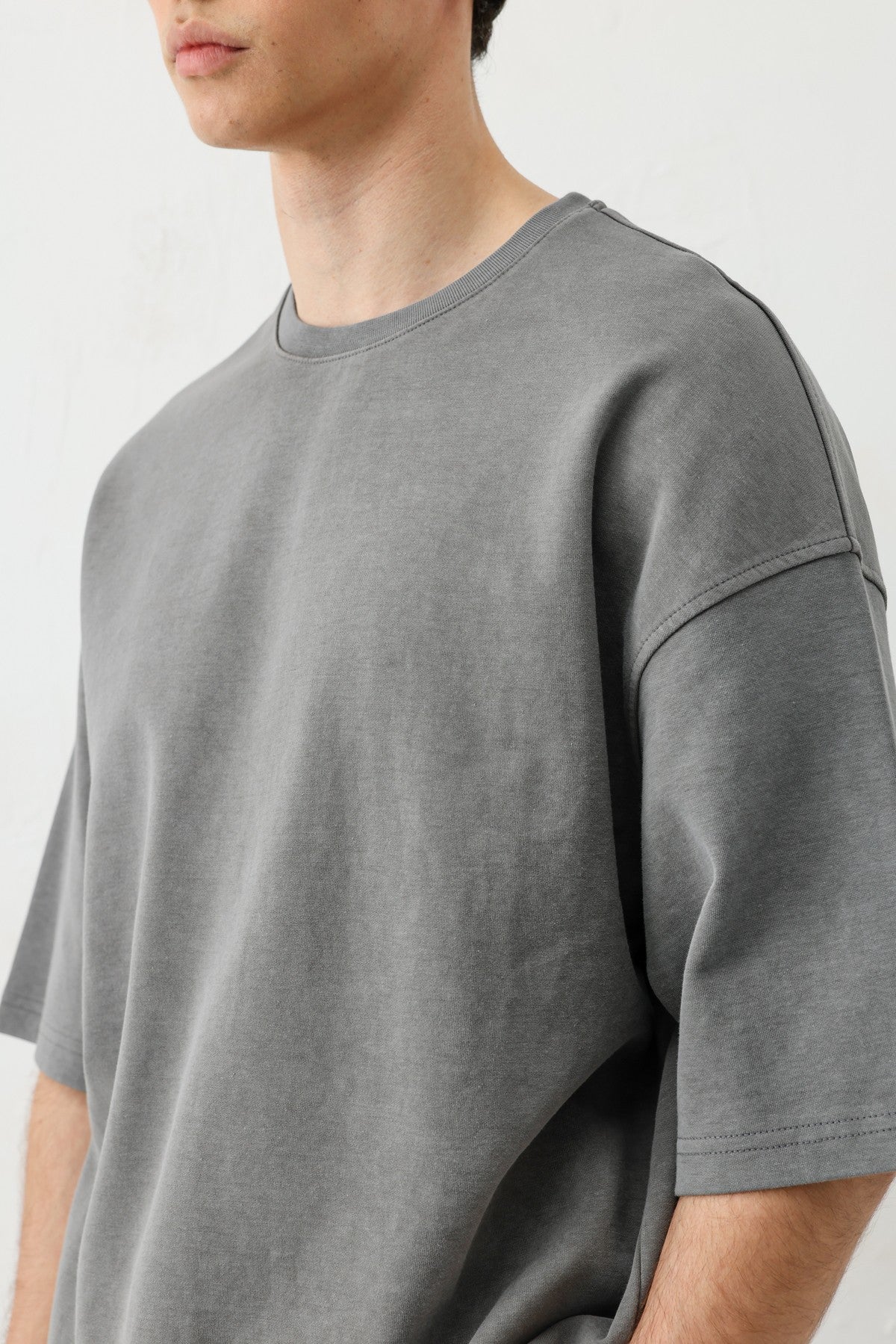 Kısa Kollu Yıkamalı Oversize Tişört