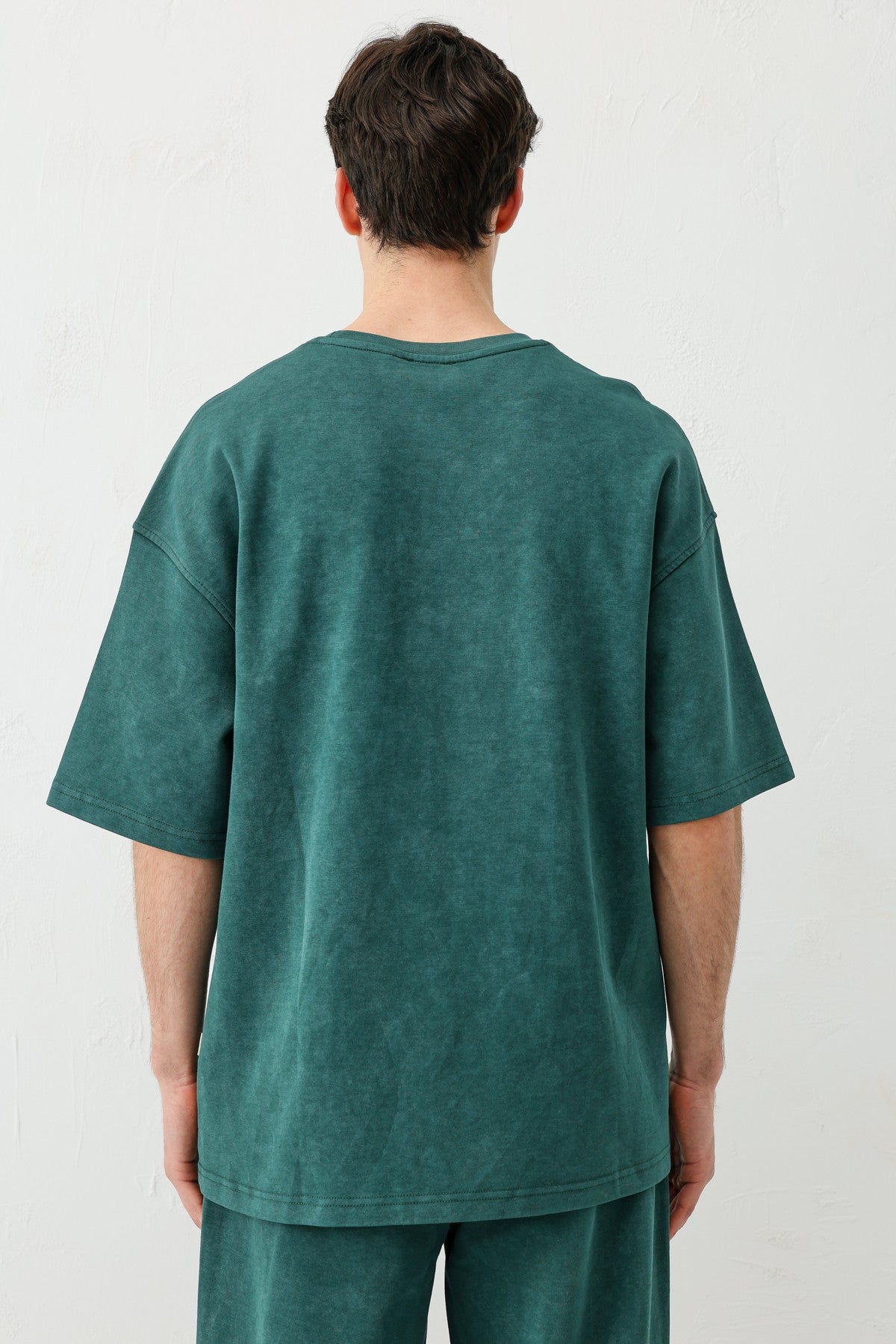 Kısa Kollu Yıkamalı Oversize Tişört