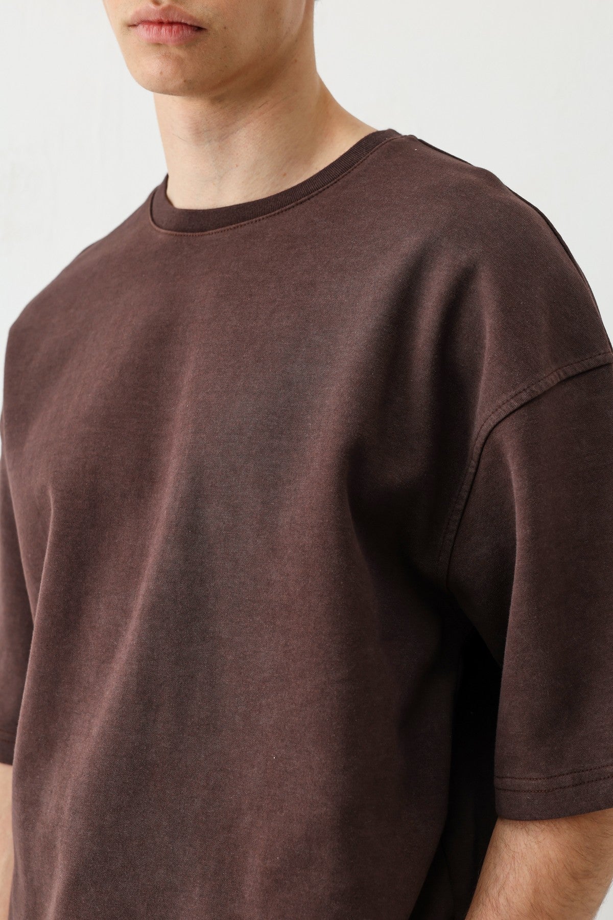 Kısa Kollu Yıkamalı Oversize Tişört