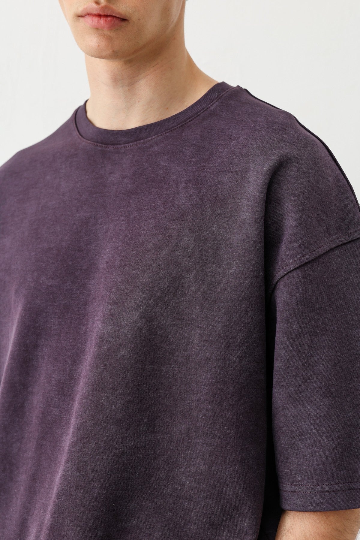 Kısa Kollu Yıkamalı Oversize Tişört