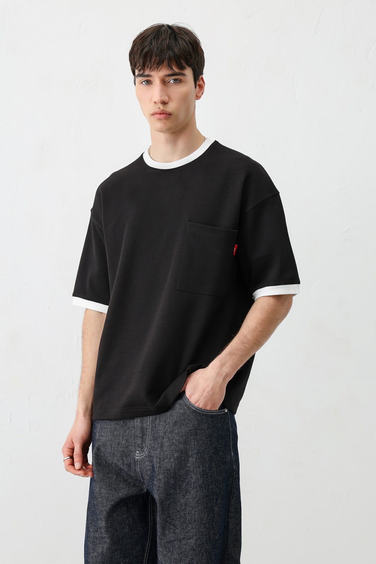 Kısa Kollu Oversize Cepli Tişört