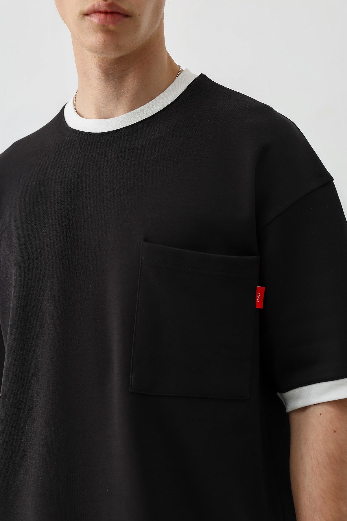 Kısa Kollu Oversize Cepli Tişört