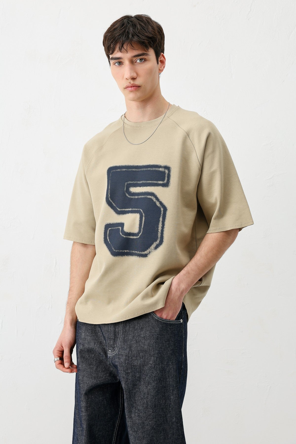 Bisiklet Yaka Oversize 5 Baskılı Tişört