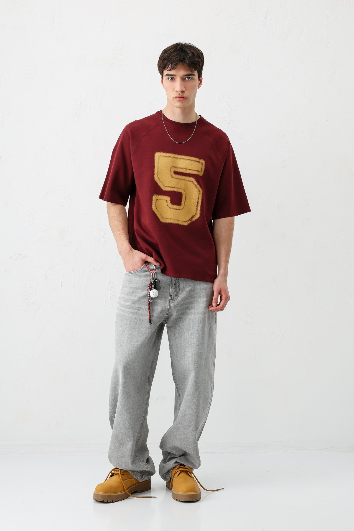 Bisiklet Yaka Oversize 5 Baskılı Tişört