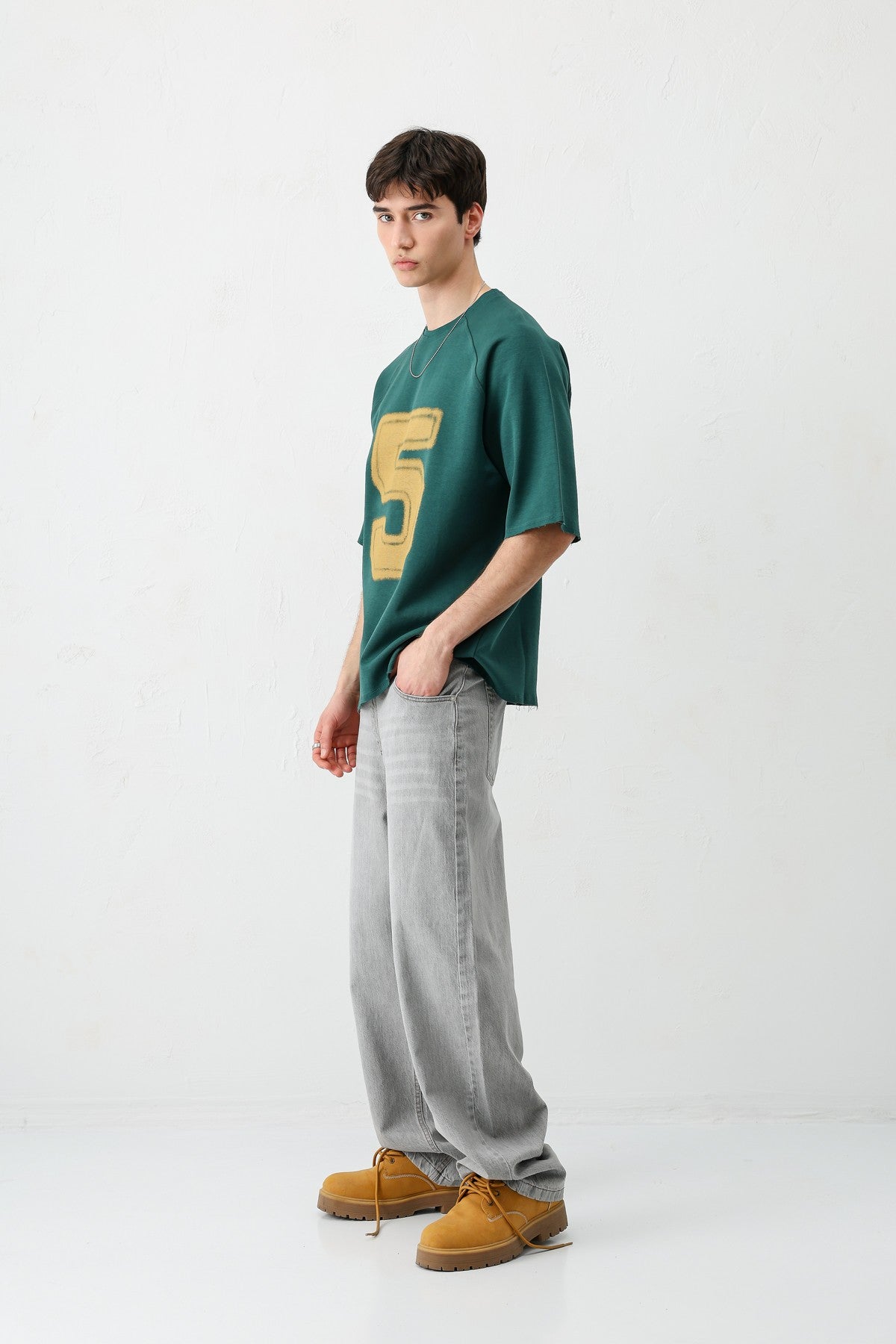 Bisiklet Yaka Oversize 5 Baskılı Tişört