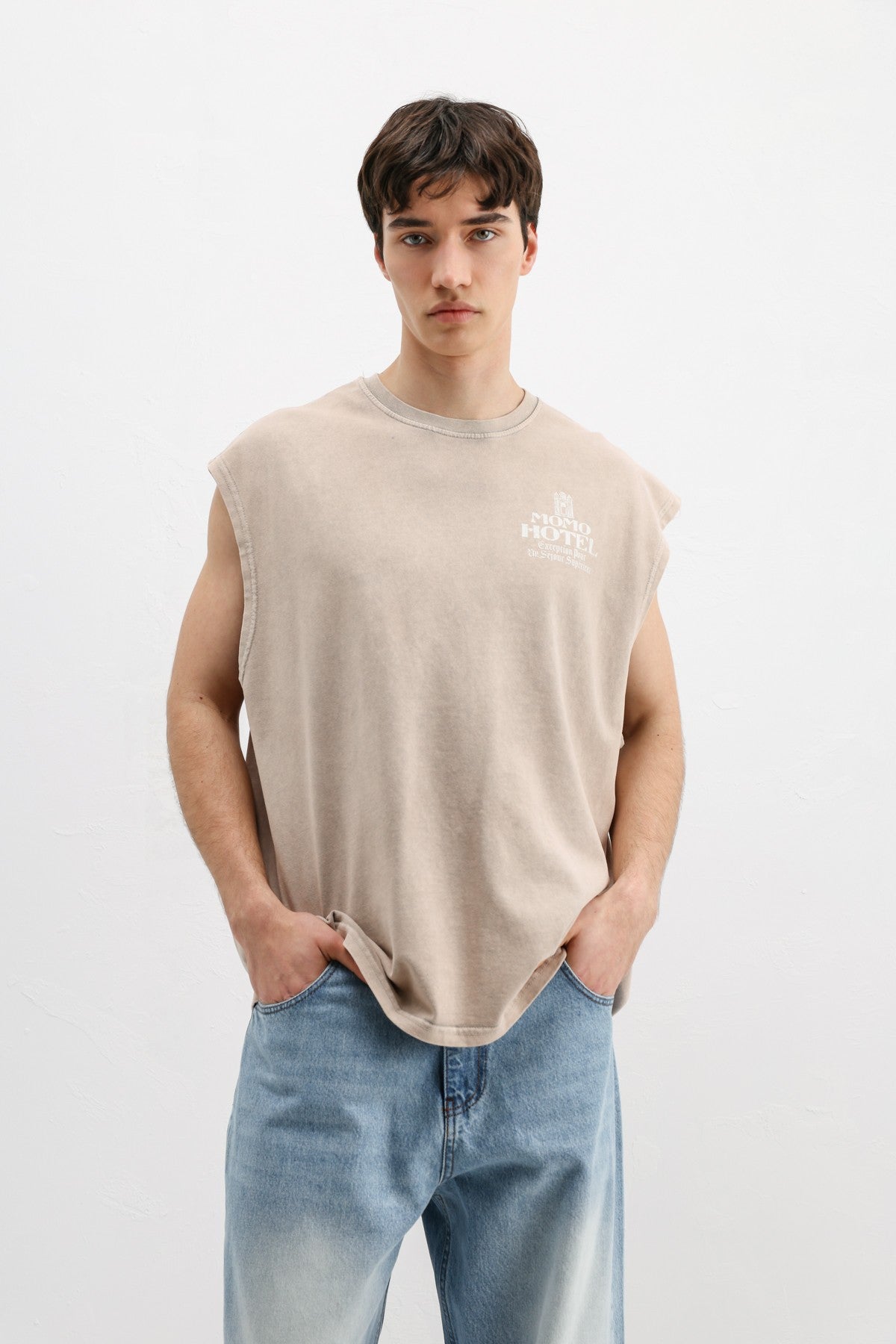 Baskılı Kolsuz Oversize Tişört