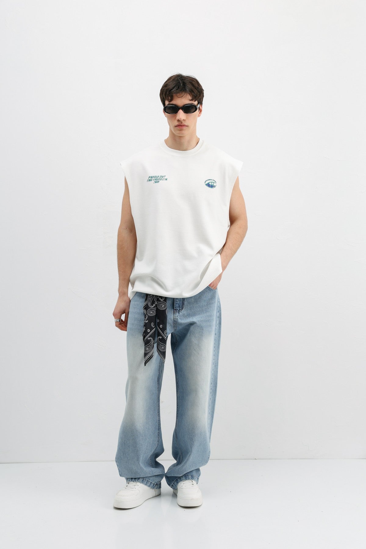 Oversize Baskılı Kolsuz Tişört