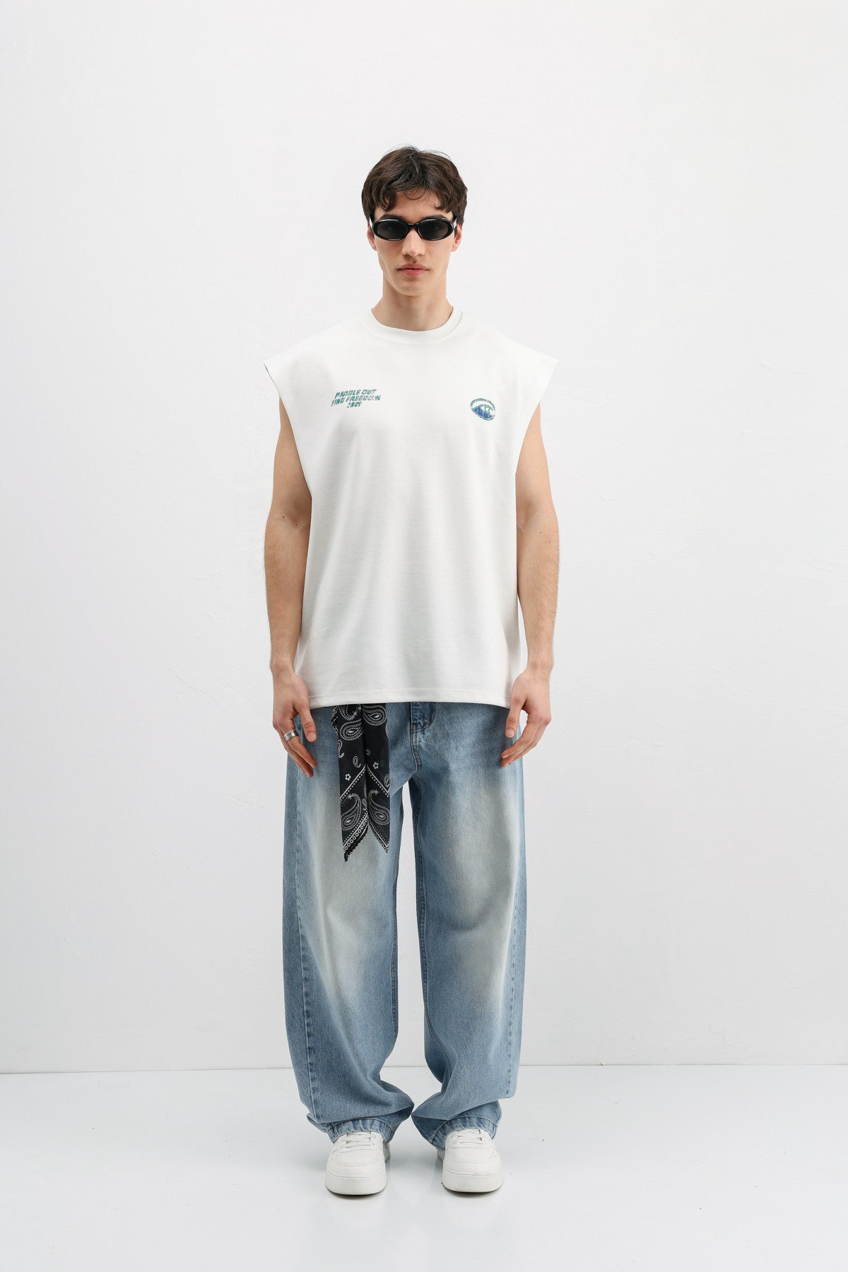 Oversize Baskılı Kolsuz Tişört