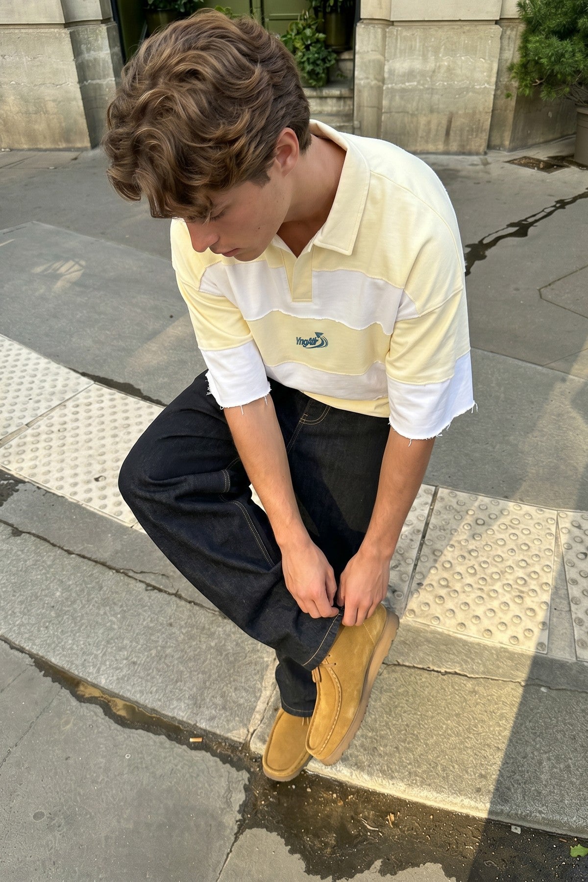 Oversize Rugby Yaka Çizgili Tişört