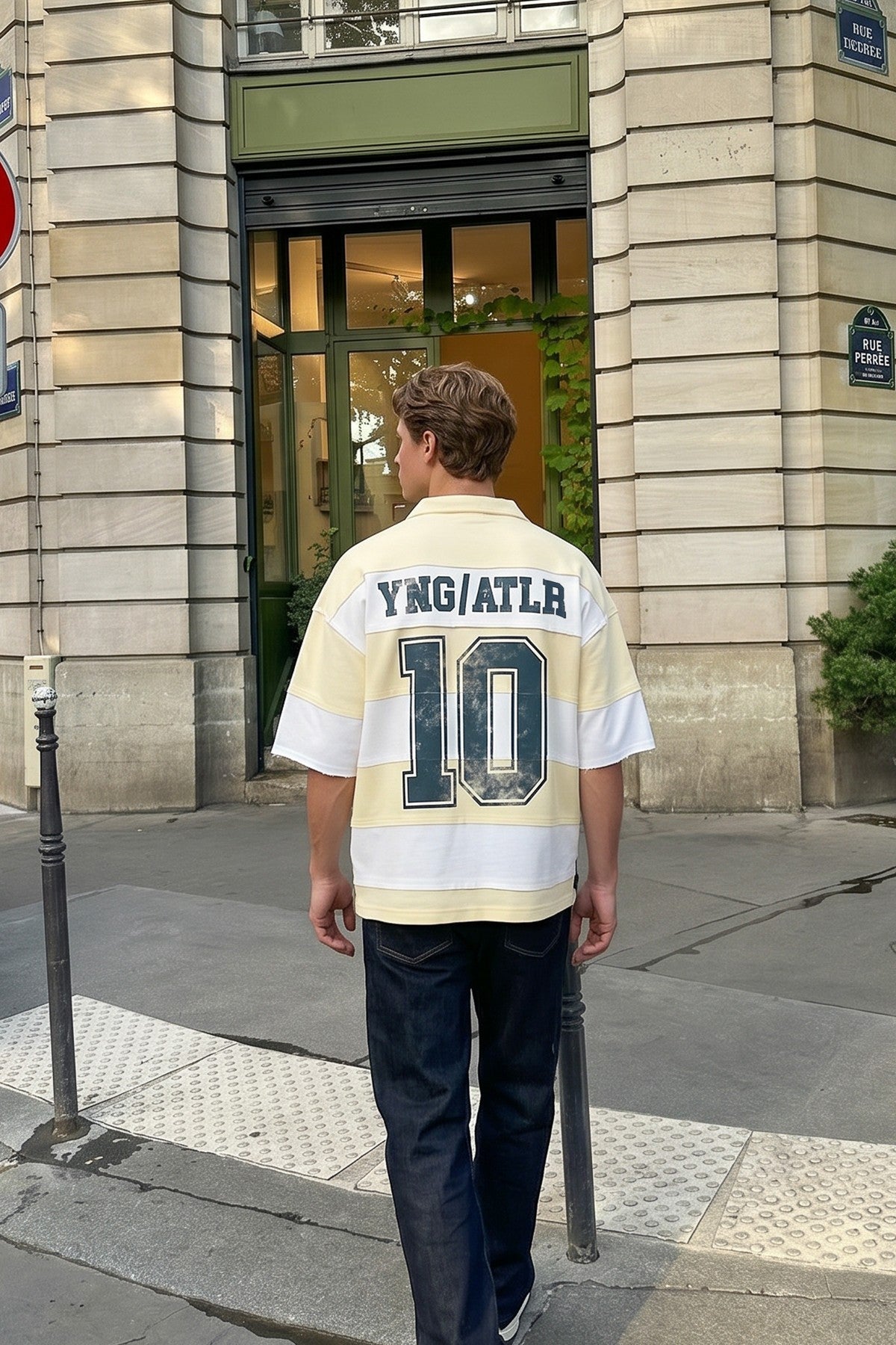 Oversize Rugby Yaka Çizgili Tişört