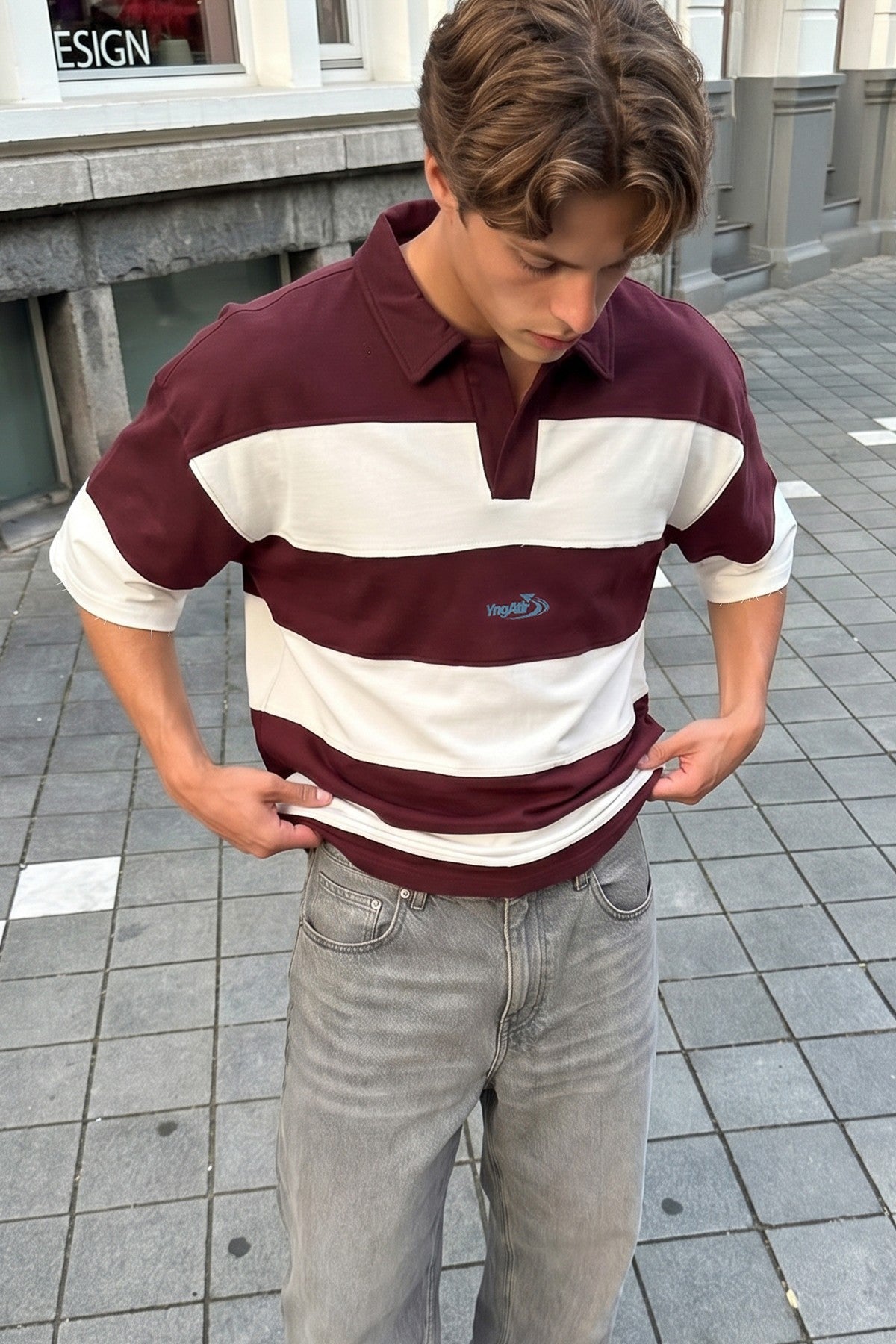 Oversize Rugby Yaka Çizgili Tişört