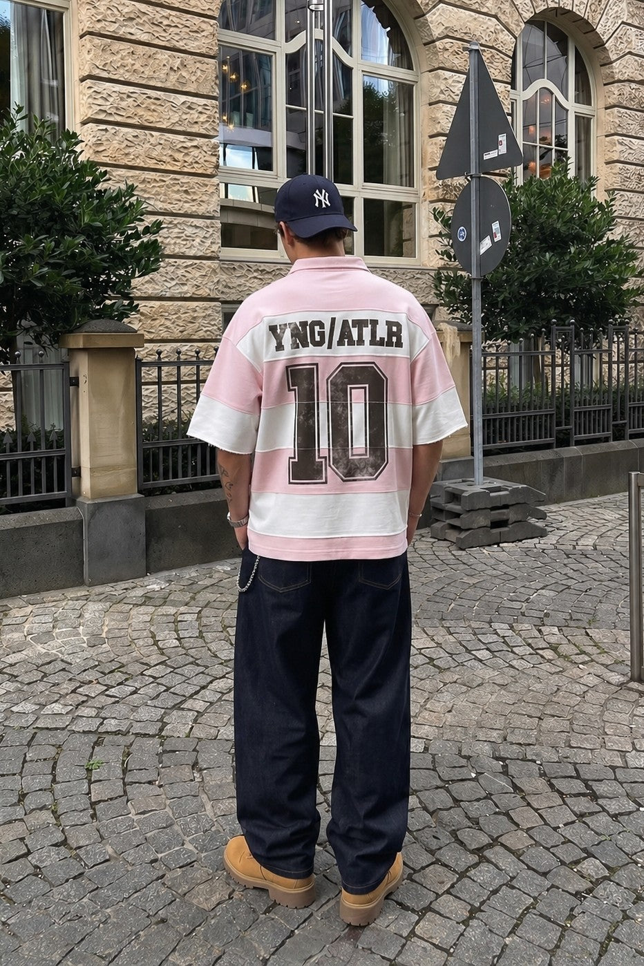 Oversize Rugby Yaka Çizgili Tişört