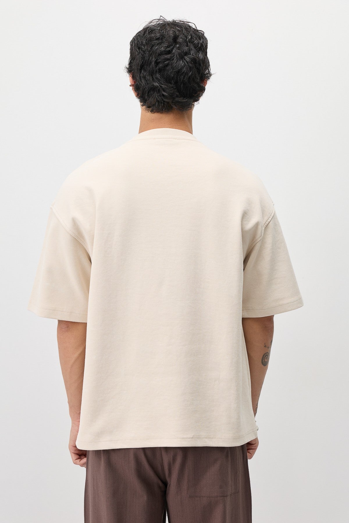 Oversize Yazı ve Sayı Baskılı Tİşört