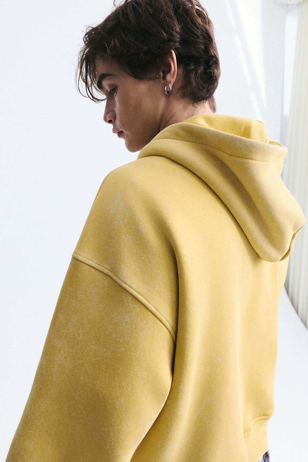 Boxy Fit Metal Klips Kapama Sweatshirt