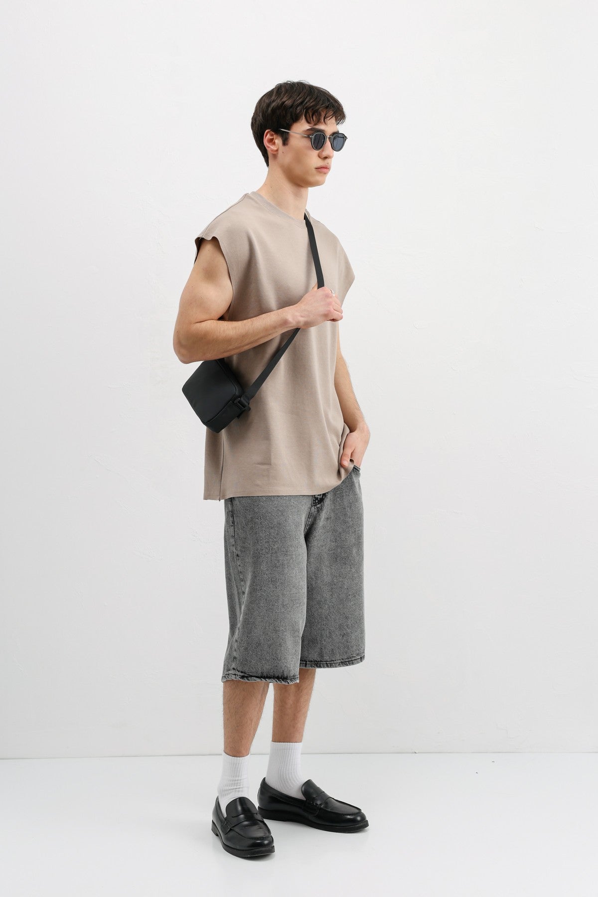 Oversize Kolsuz Basic Tişört