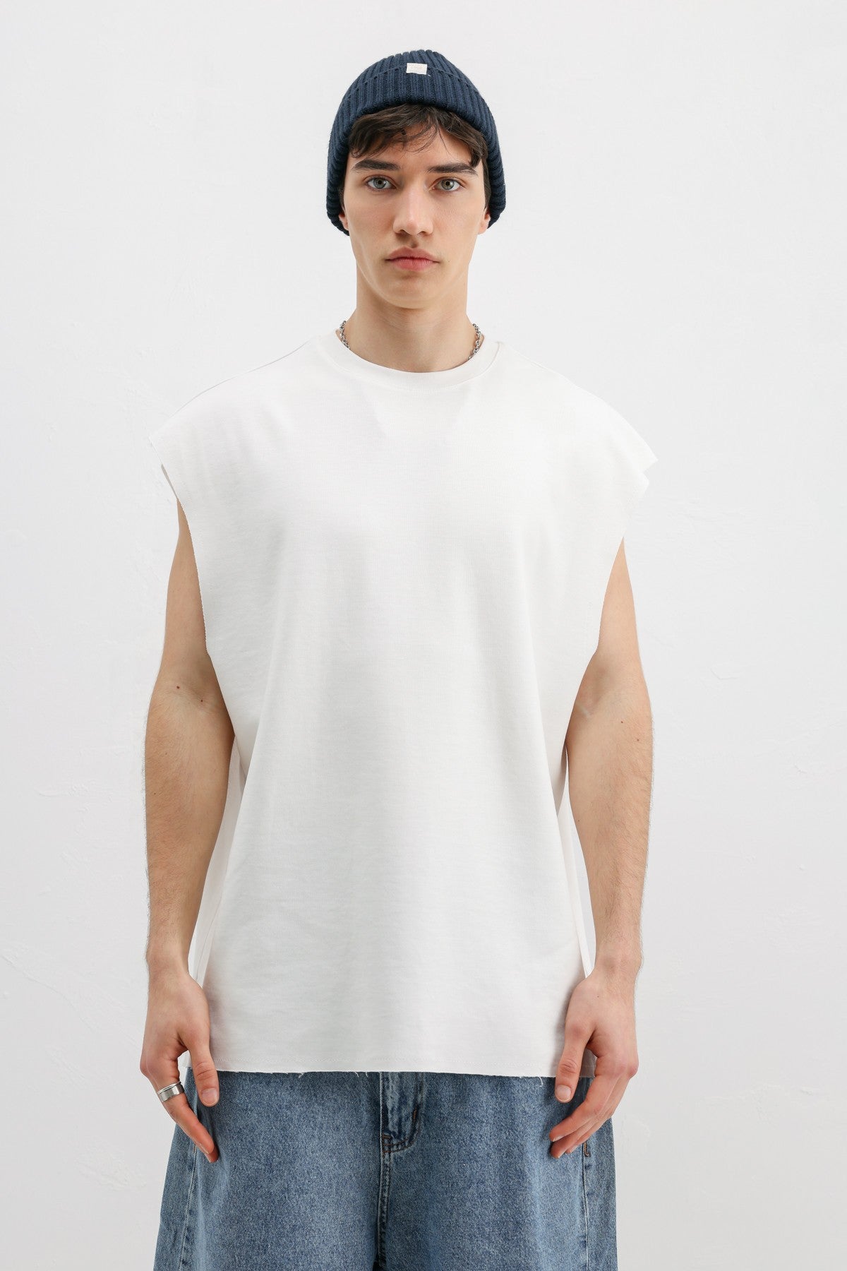 Oversize Kolsuz Basic Tişört