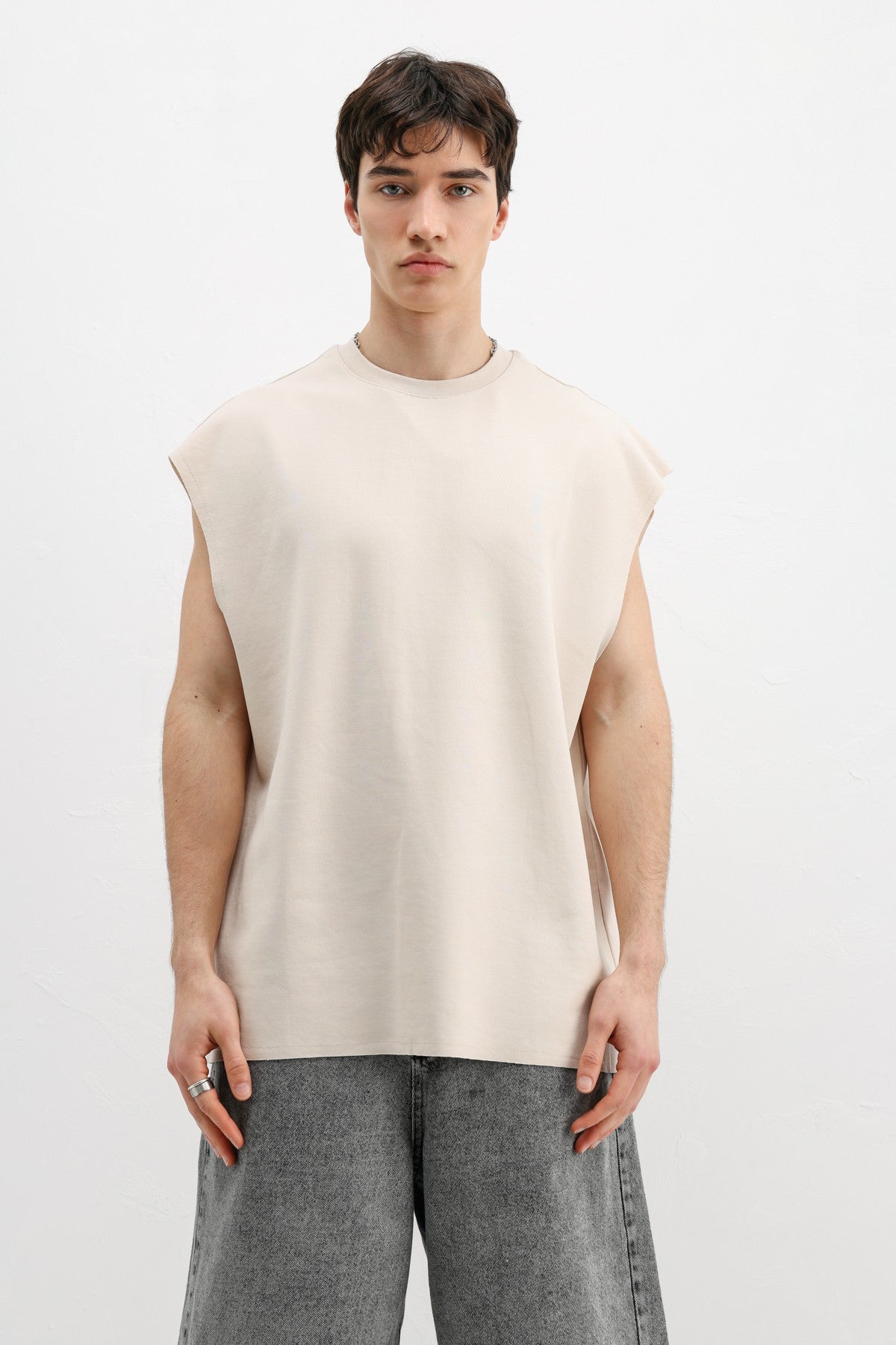 Oversize Kolsuz Basic Tişört