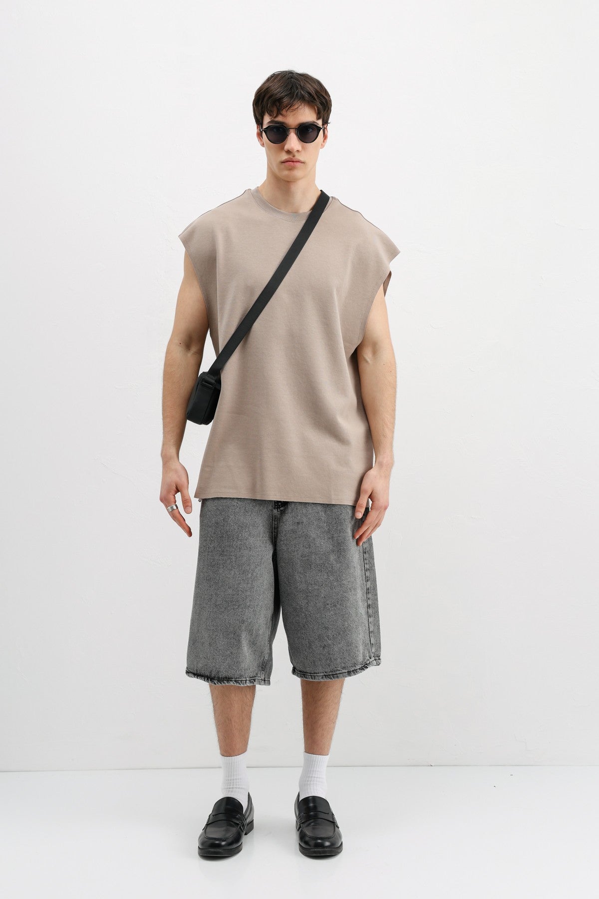 Oversize Kolsuz Basic Tişört