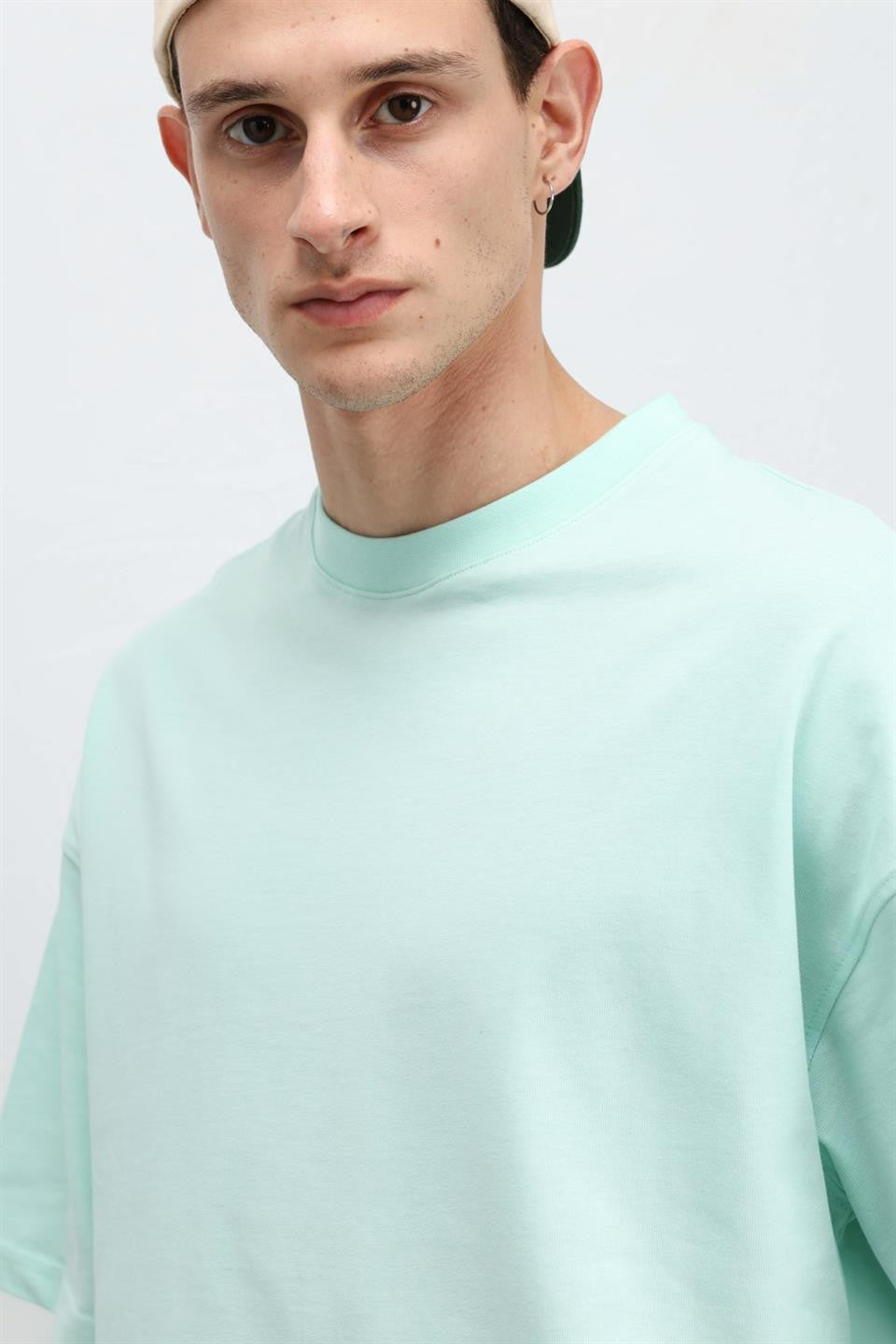 Basic Oversize Bisiklet Yaka Tişört