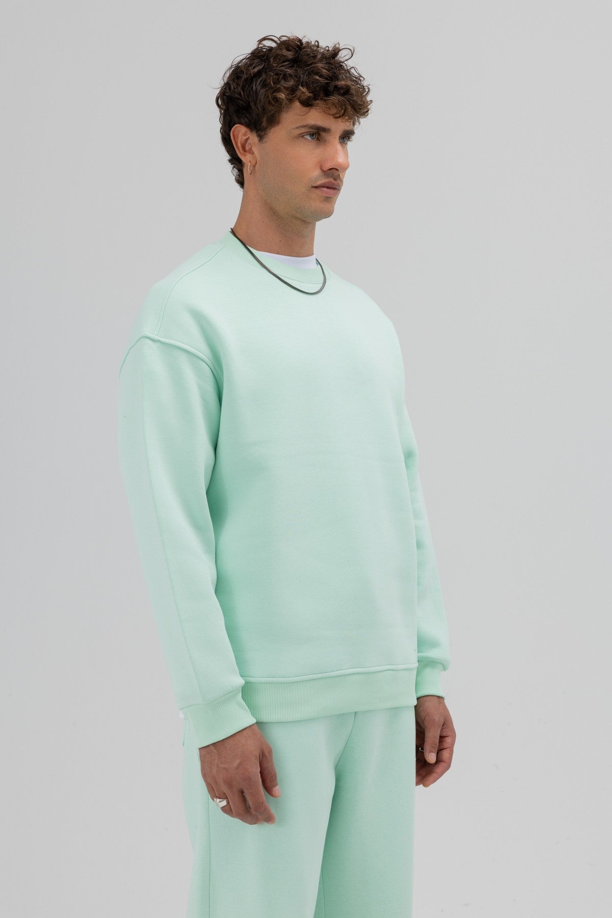 Basic Bisiklet Yaka Oversize Sweatshirt