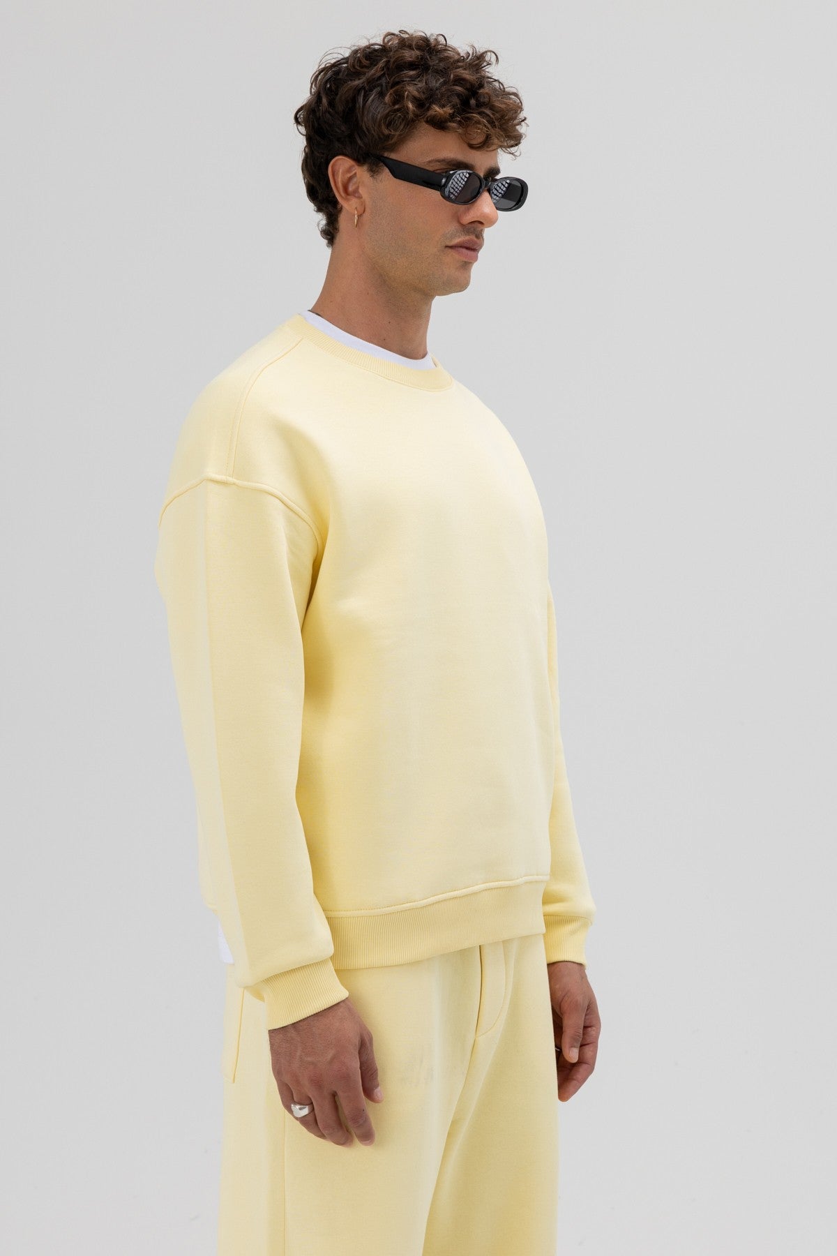 Basic Bisiklet Yaka Oversize Sweatshirt