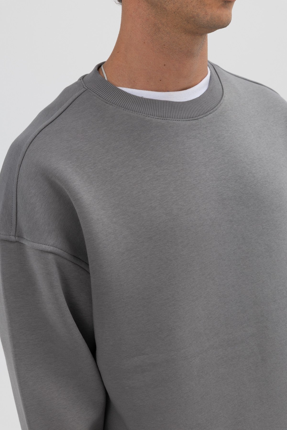 Basic Bisiklet Yaka Oversize Sweatshirt