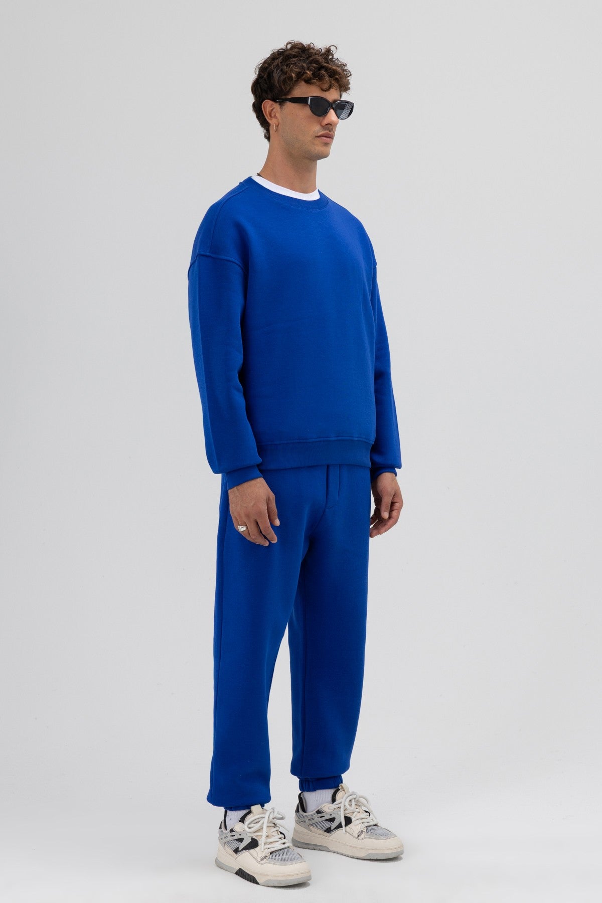 Basic Bisiklet Yaka Oversize Sweatshirt