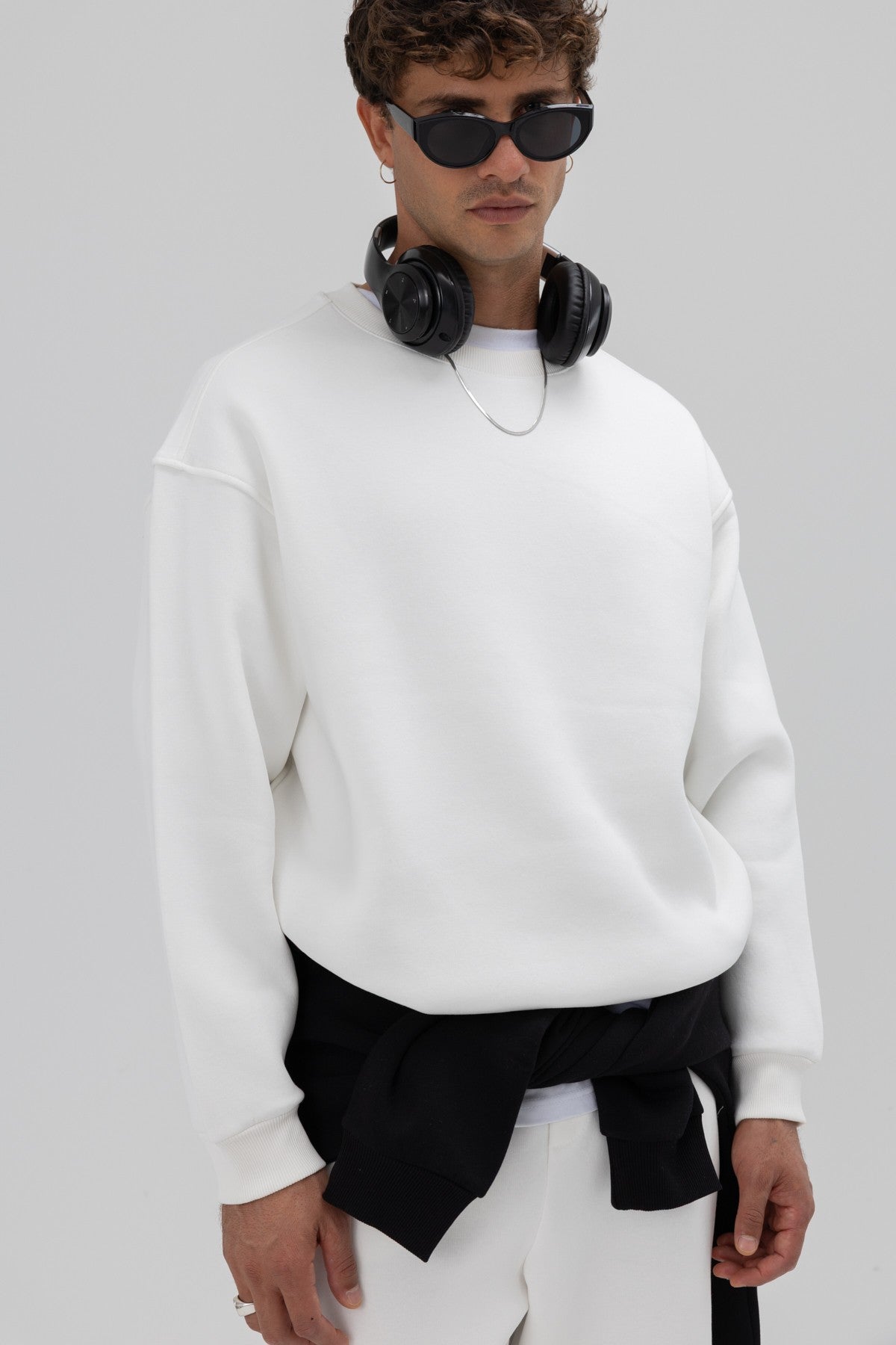Basic Bisiklet Yaka Oversize Sweatshirt