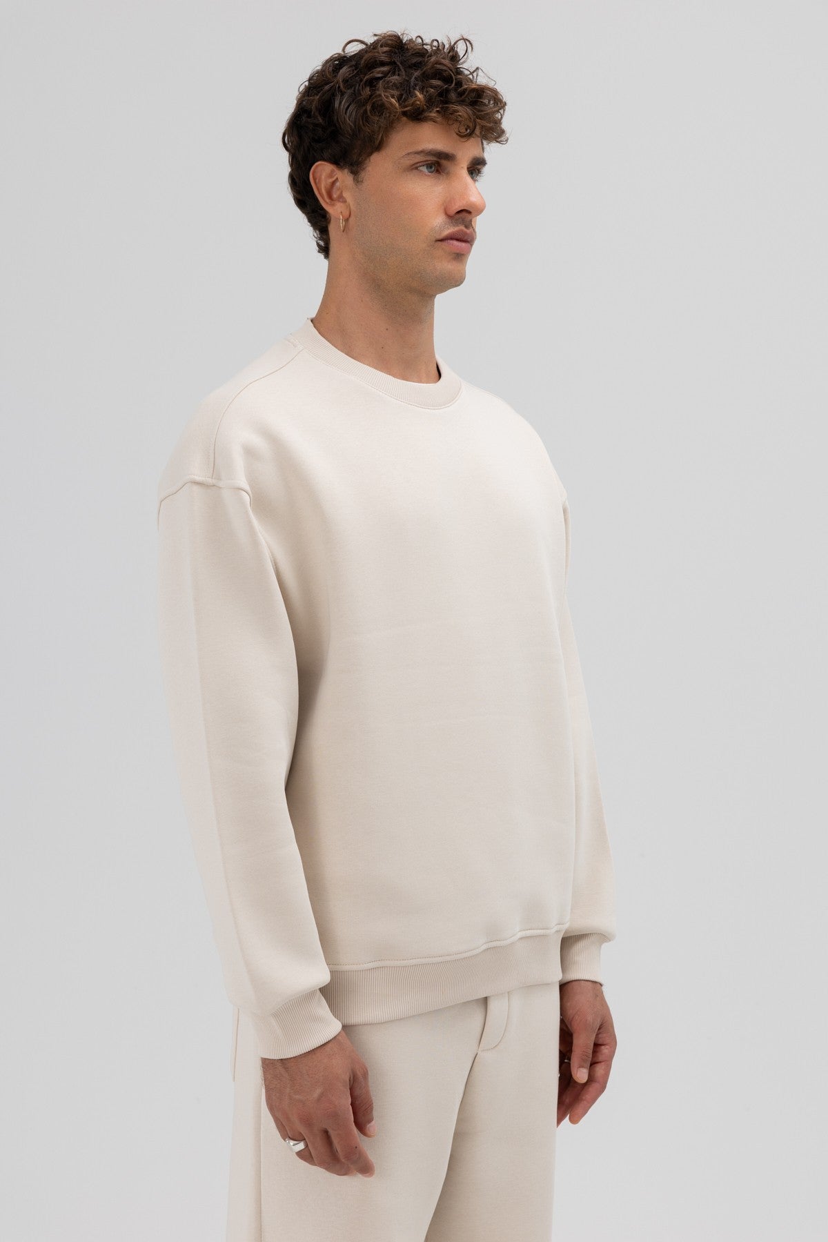 Basic Bisiklet Yaka Oversize Sweatshirt