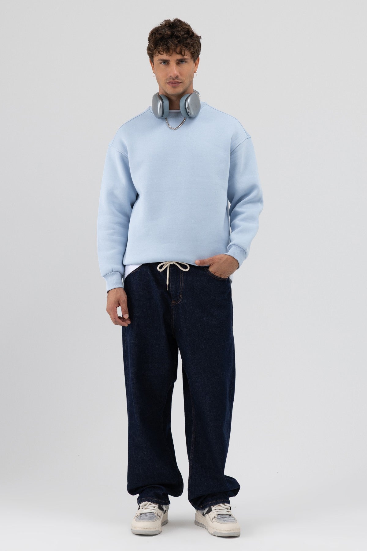 Basic Bisiklet Yaka Oversize Sweatshirt