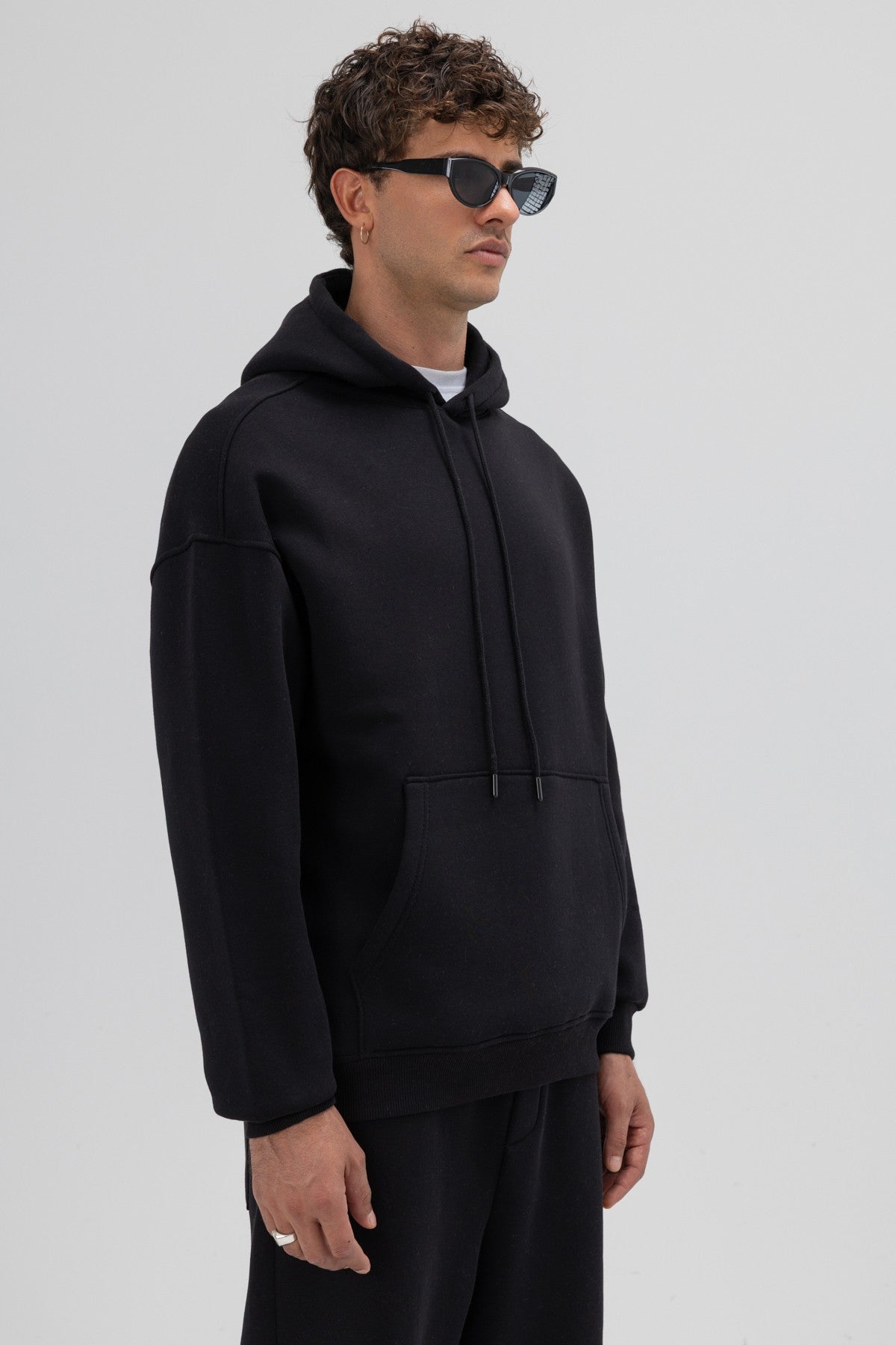 Basic Oversize Kapüşonlu Sweatshirt