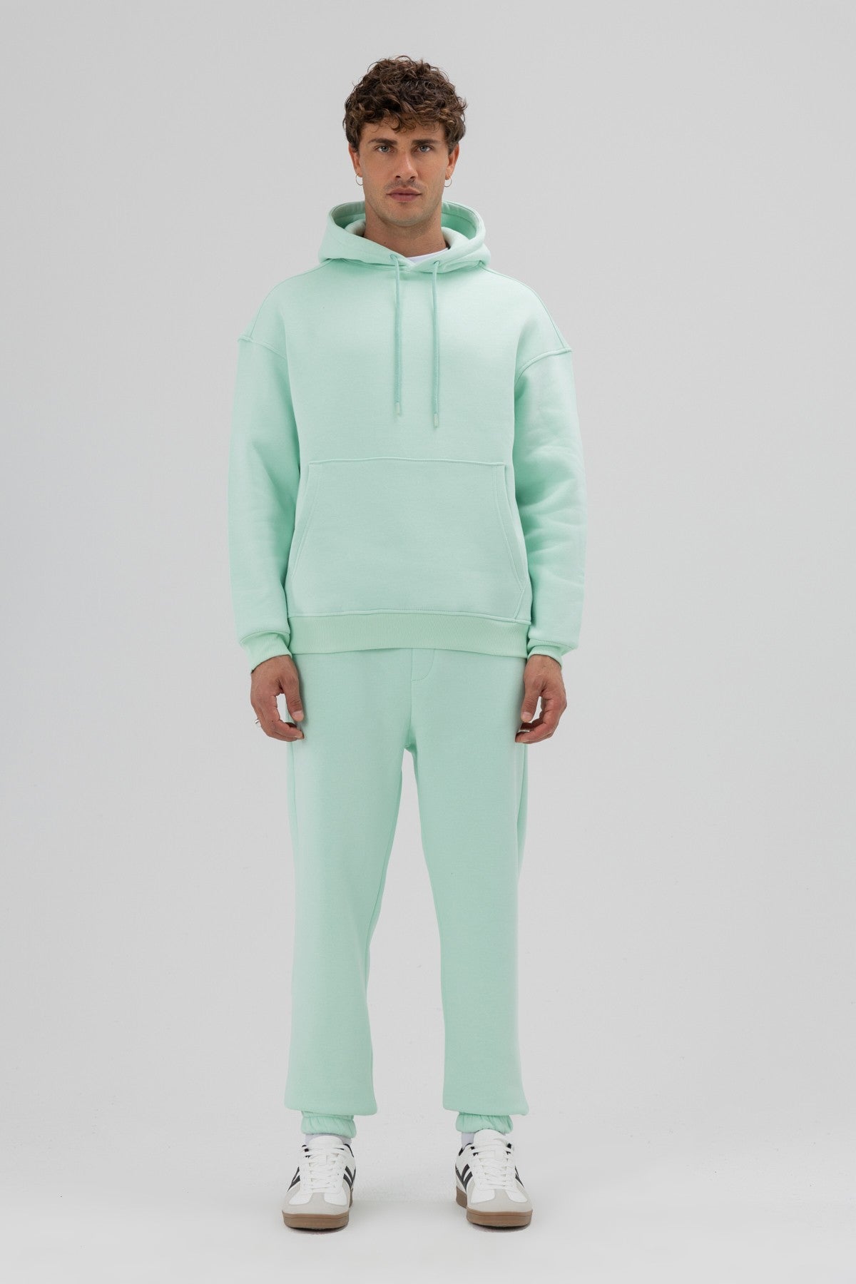 Basic Oversize Kapüşonlu Sweatshirt