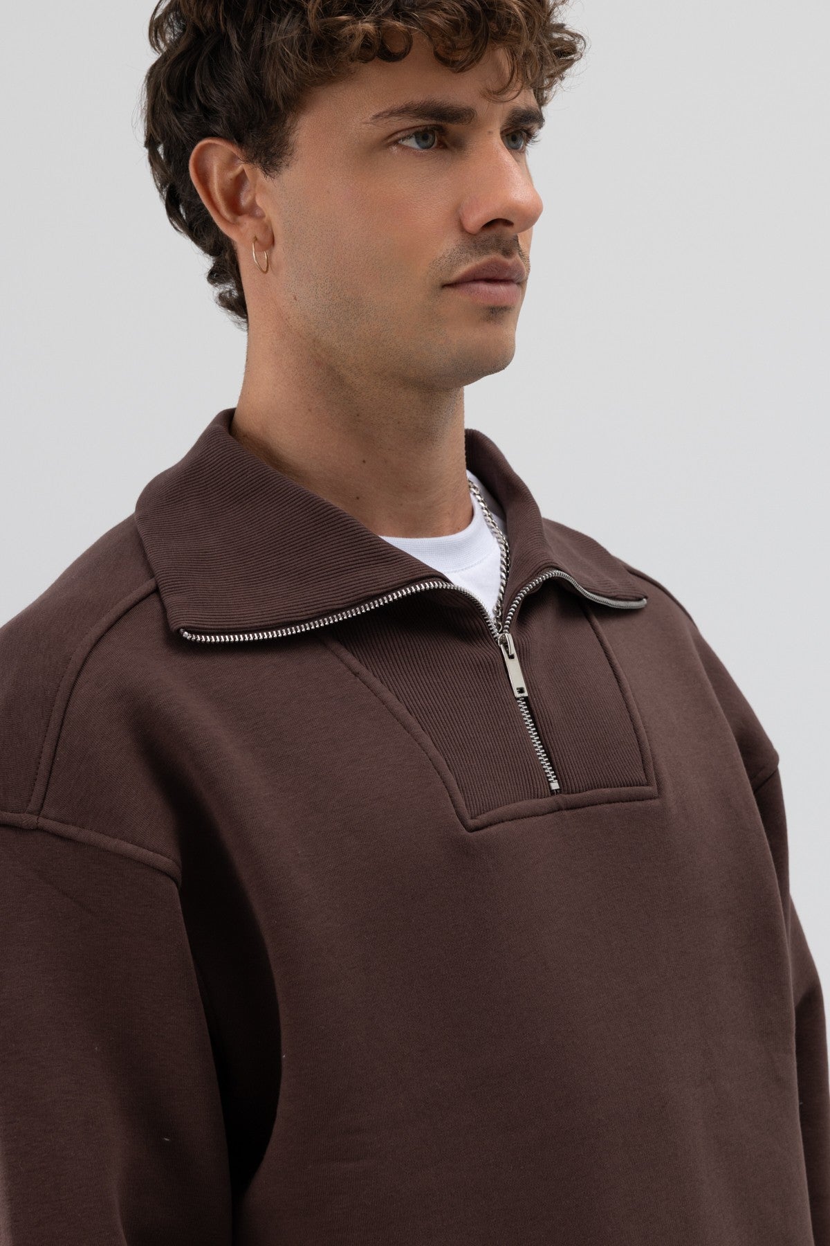Basic Fermuarlı Dik Yaka Sweatshirt