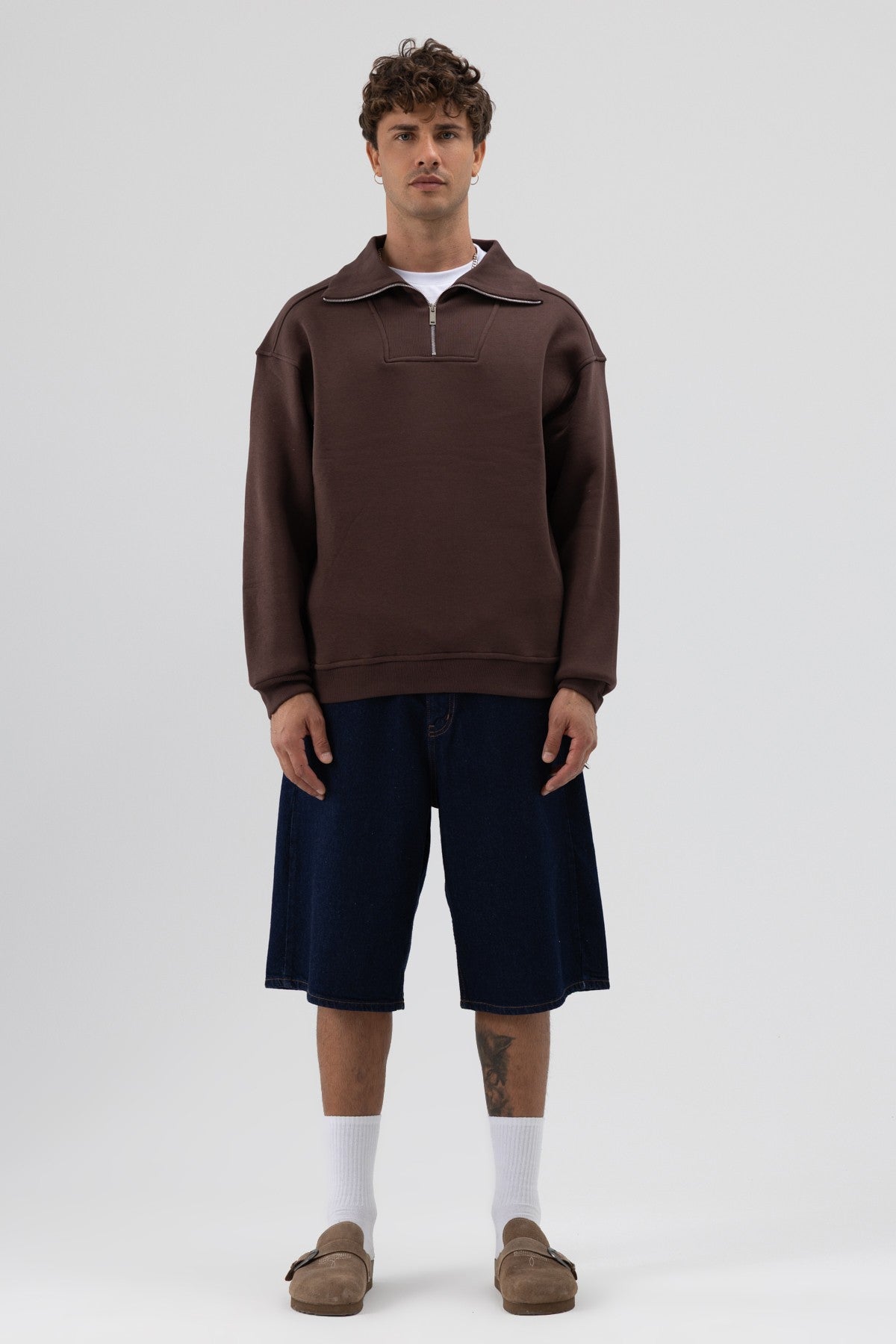 Basic Fermuarlı Dik Yaka Sweatshirt