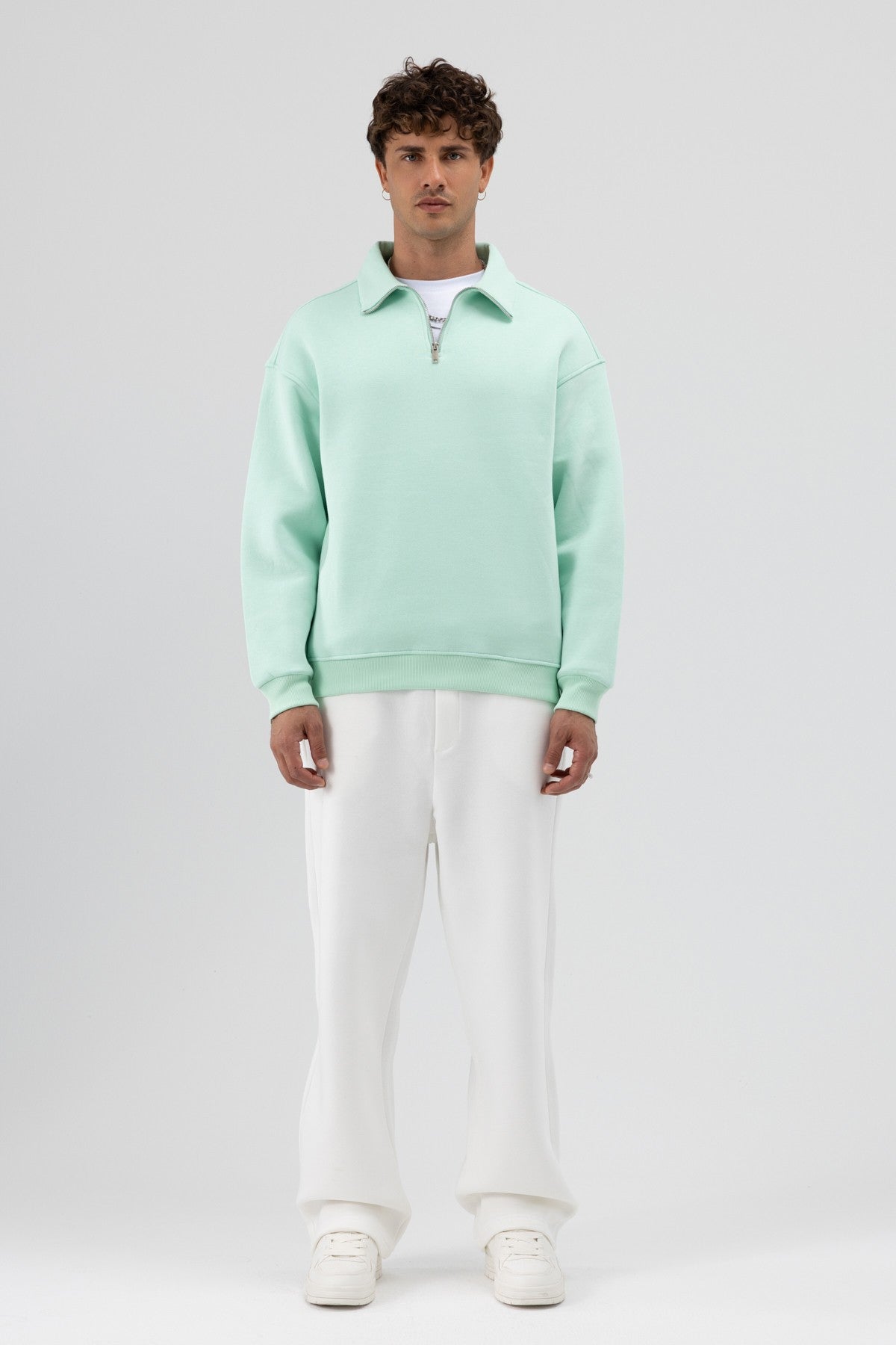 Oversize Fermuarlı Dik Yaka Sweatshirt