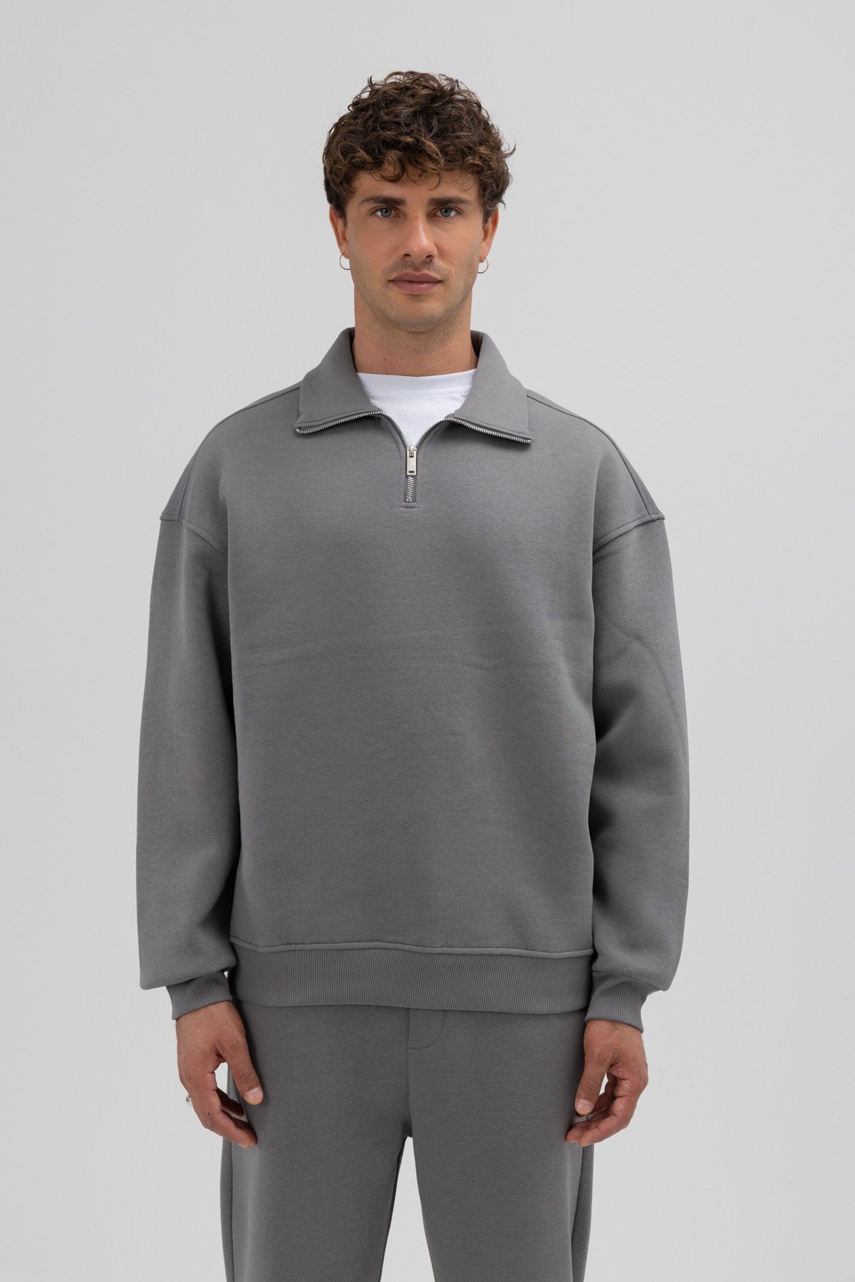 Oversize Fermuarlı Dik Yaka Sweatshirt