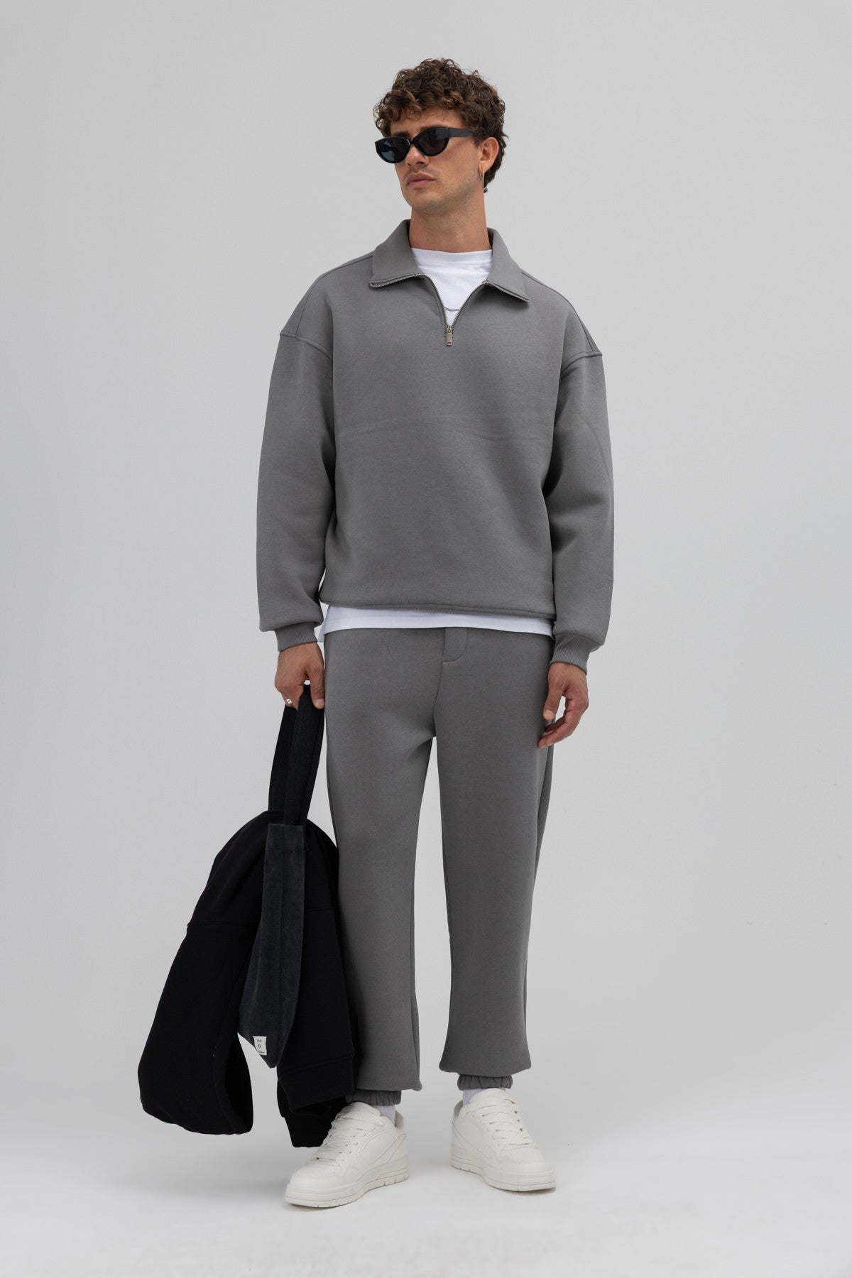Oversize Fermuarlı Dik Yaka Sweatshirt