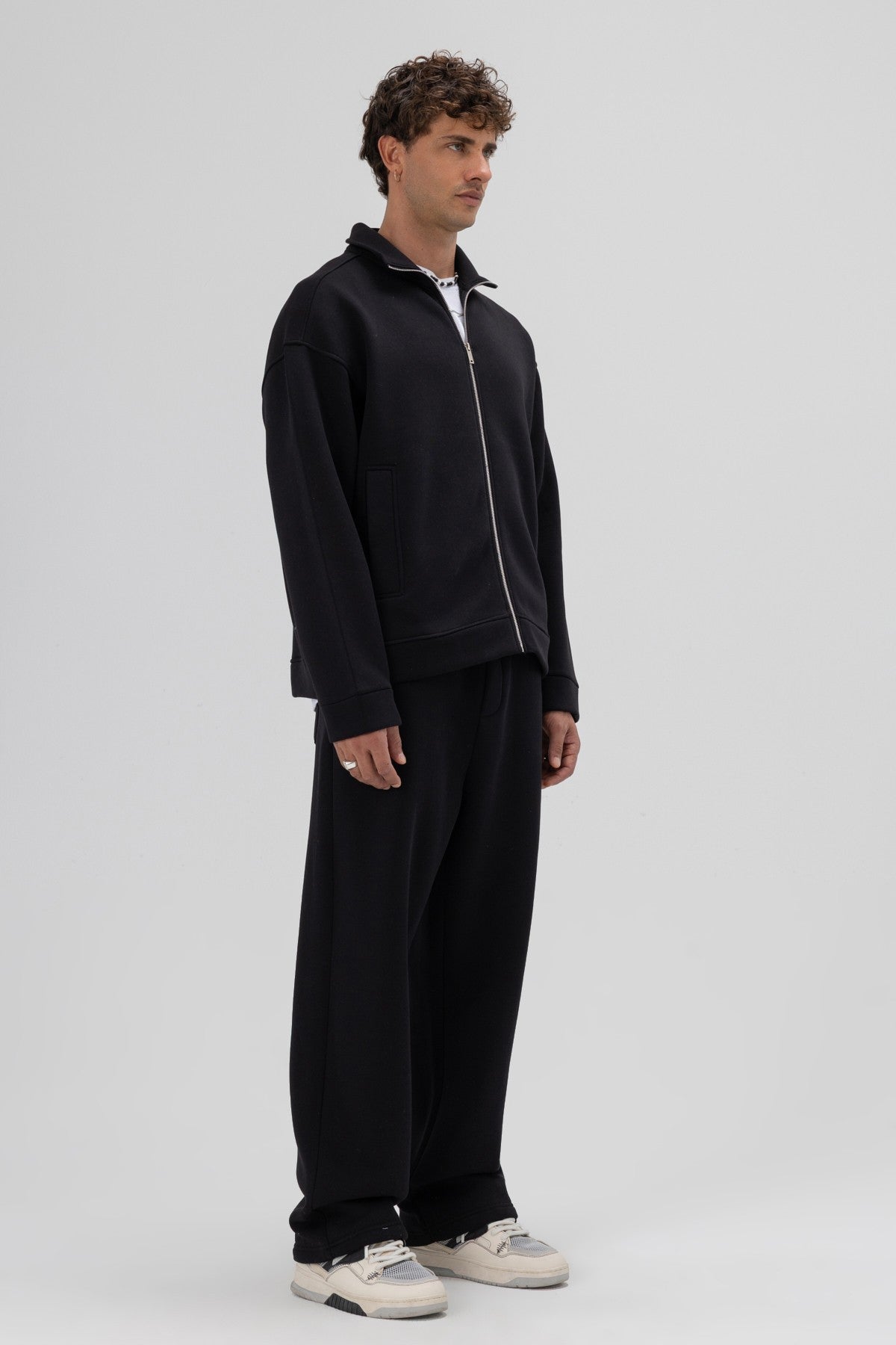 Oversize Önü Fermuarlı Dik Yaka Sweatshirt
