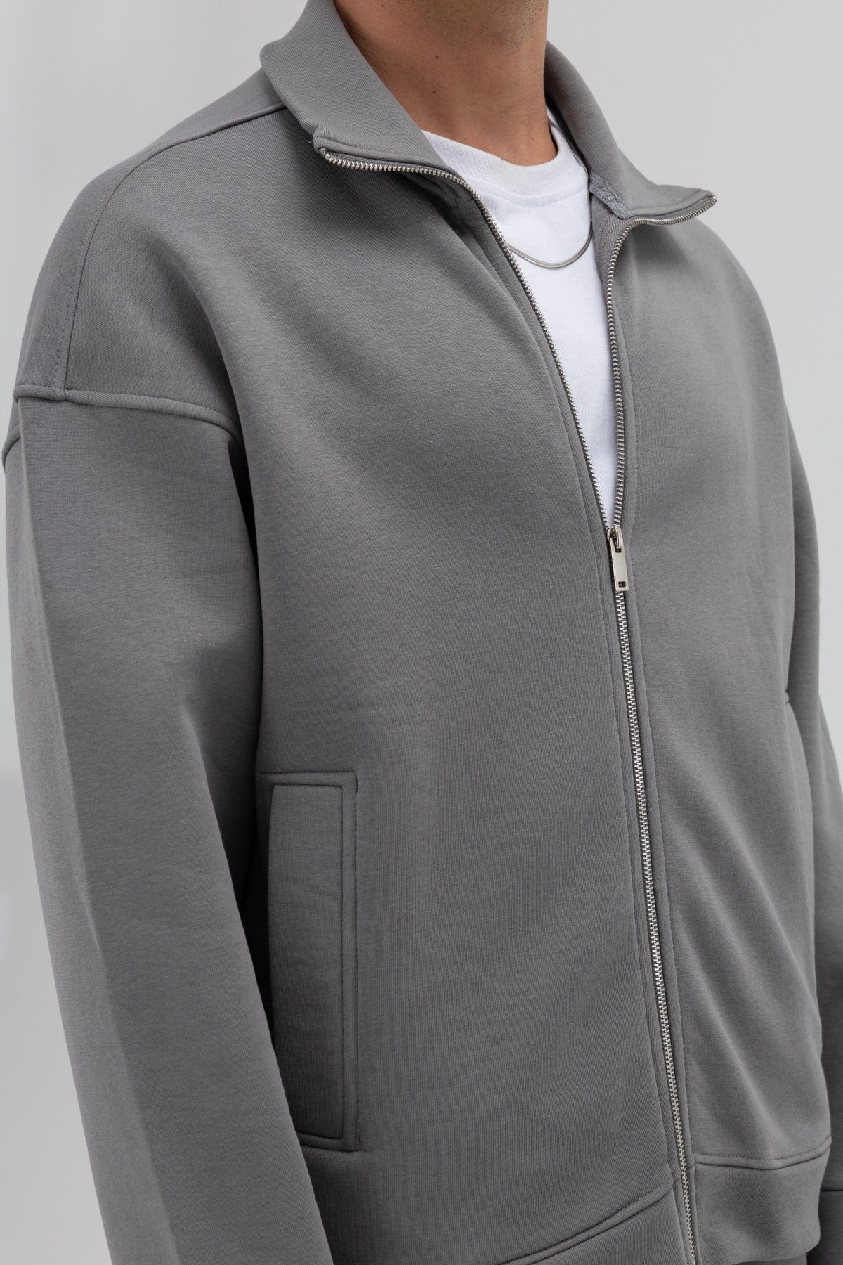 Oversize Önü Fermuarlı Dik Yaka Sweatshirt