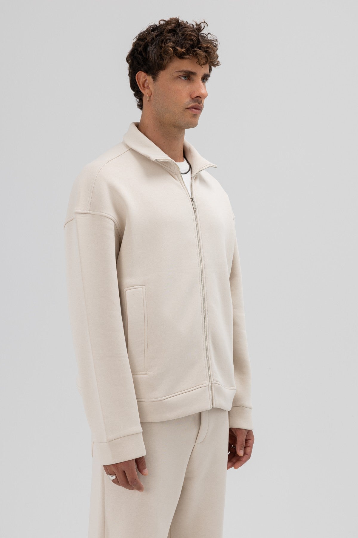 Oversize Önü Fermuarlı Dik Yaka Sweatshirt