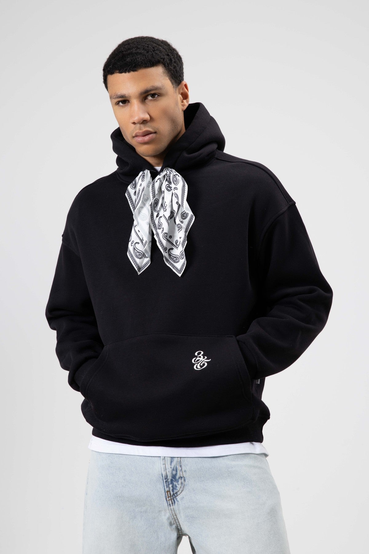 Oversize Fular Detaylı Kapüşonlu Sweatshirt