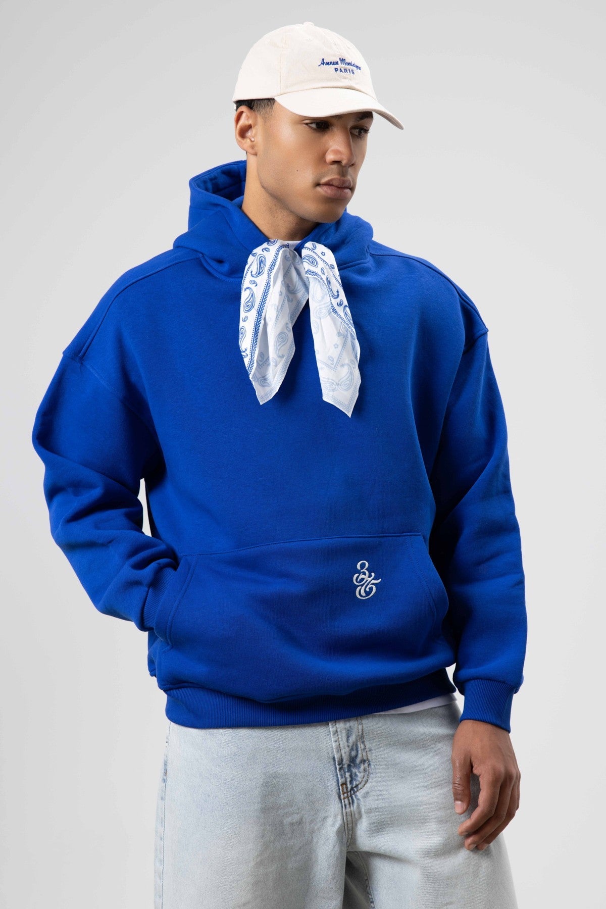 Oversize Fular Detaylı Kapüşonlu Sweatshirt