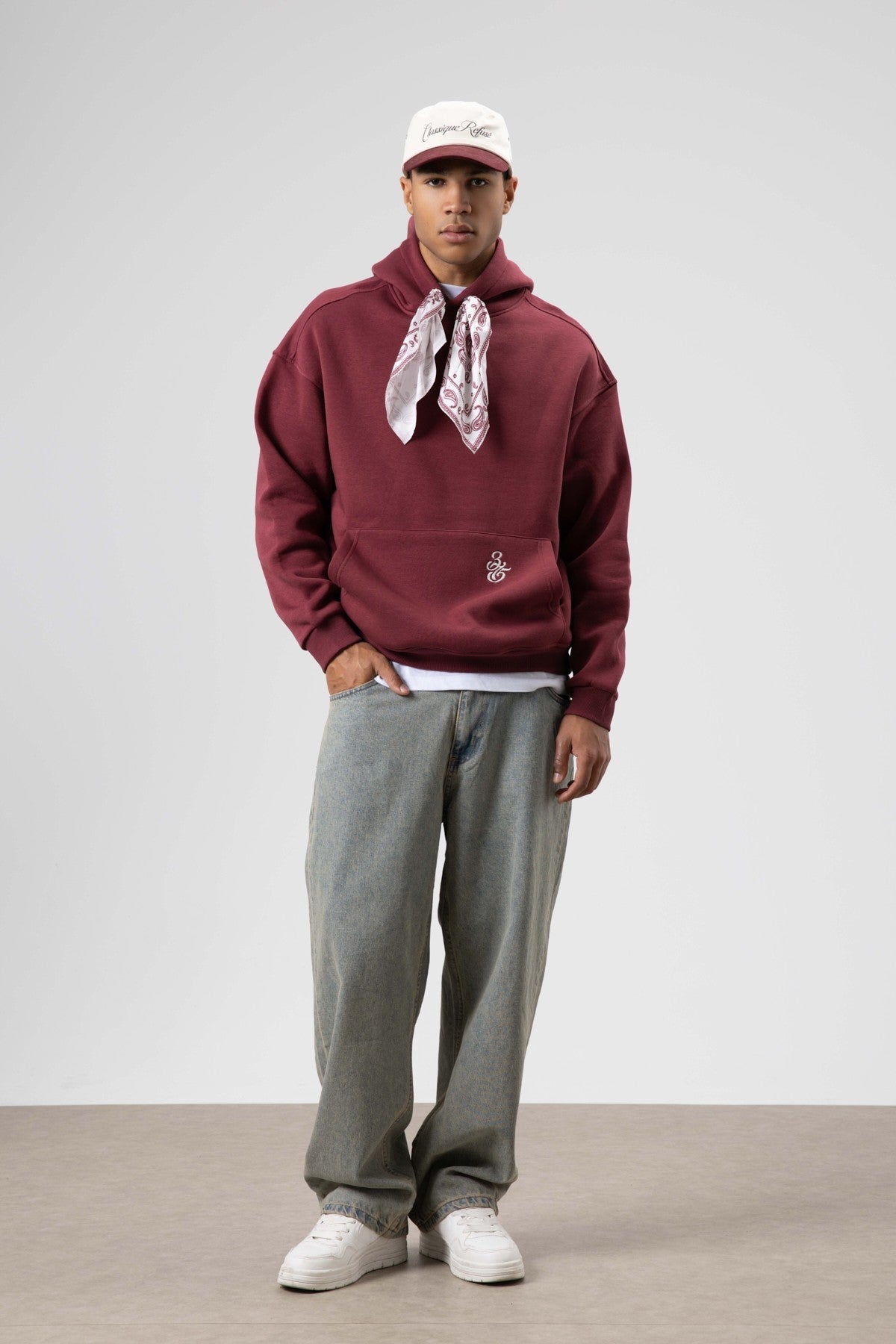 Oversize Fular Detaylı Kapüşonlu Sweatshirt